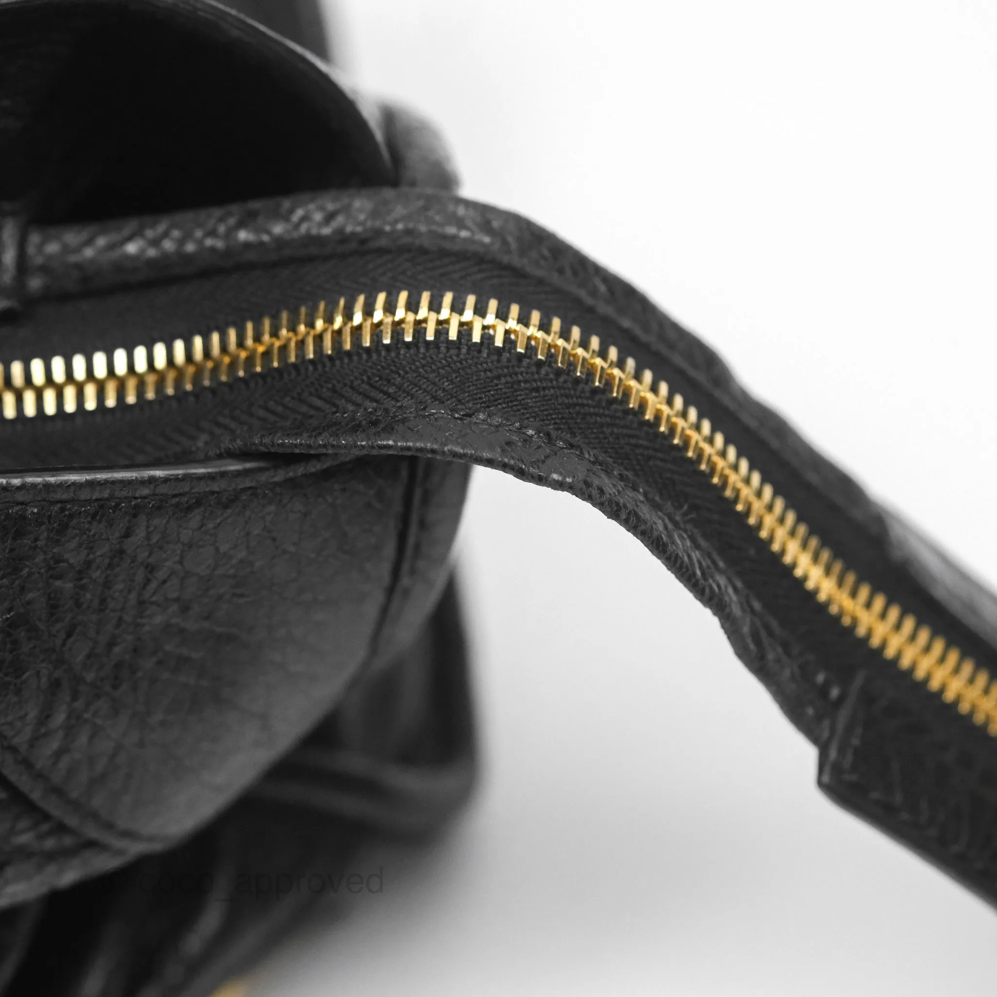 Balenciaga Classic City Bag Black Calfskin Gold Hardware
