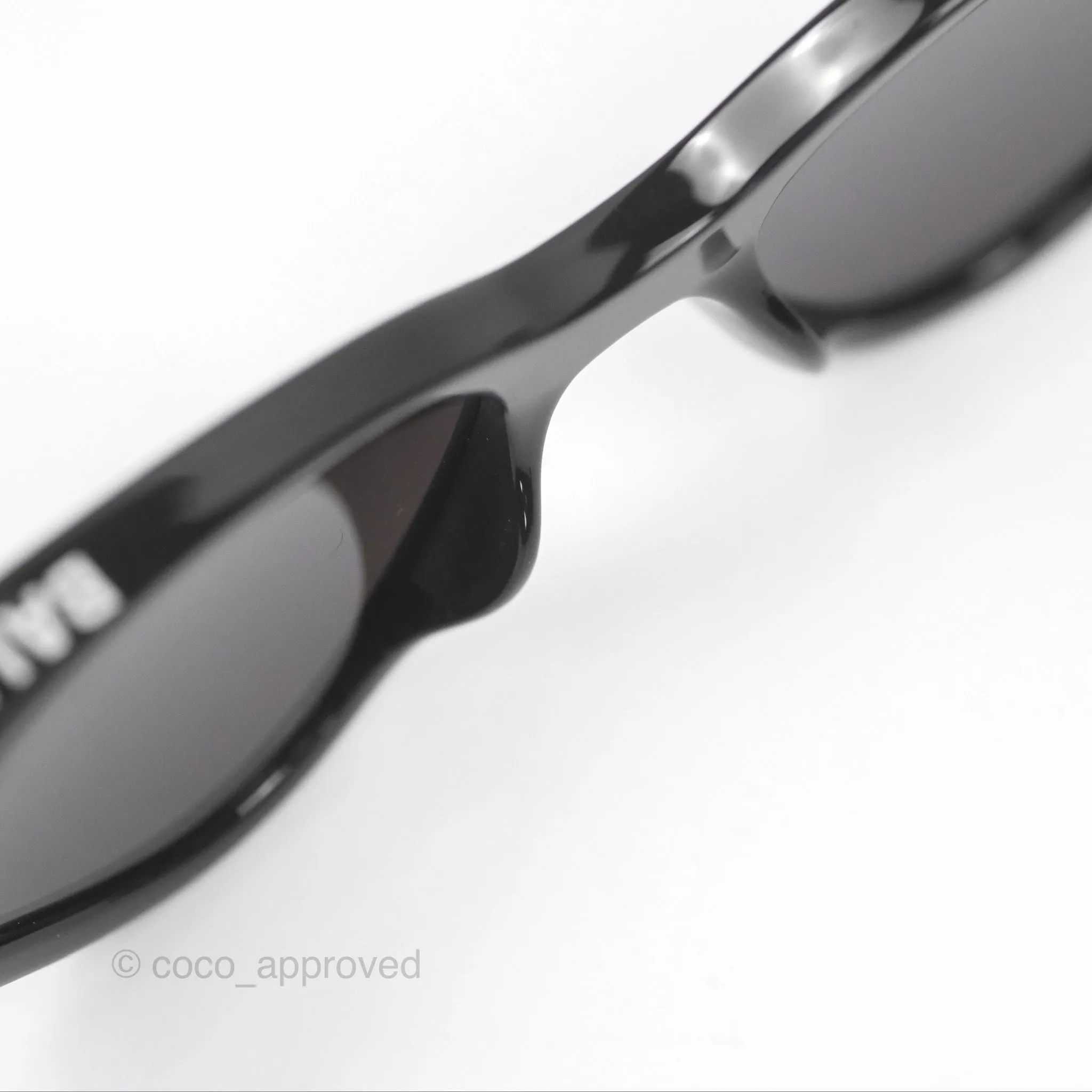Balenciaga Rim Cat-eye Sunglasses Black