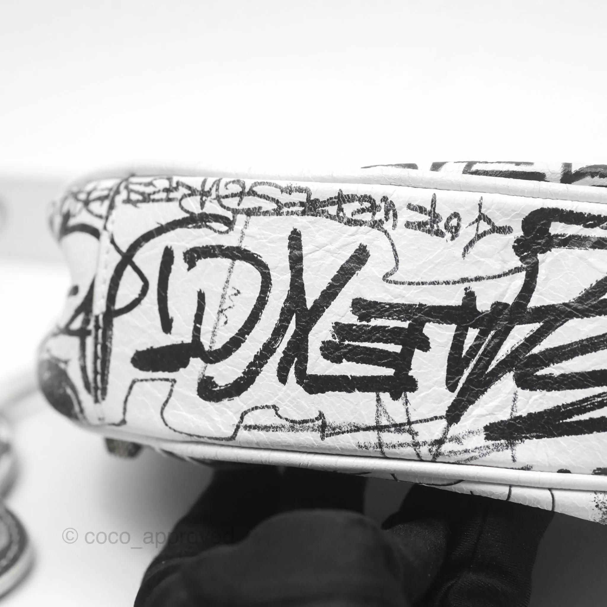 Balenciaga XS Graffiti Le Cagole Shoulder Bag White Black