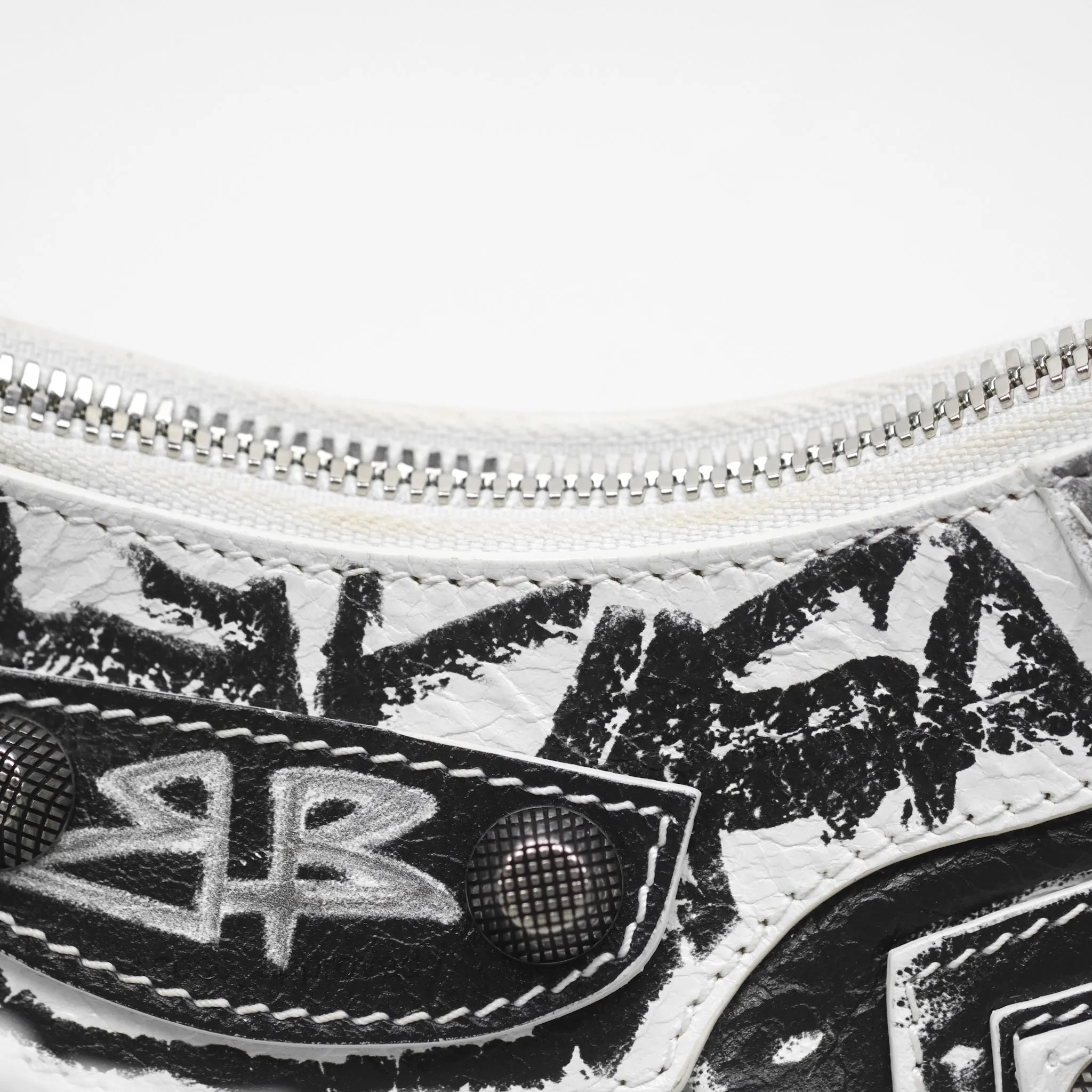 Balenciaga XS Graffiti Le Cagole Shoulder Bag White Black