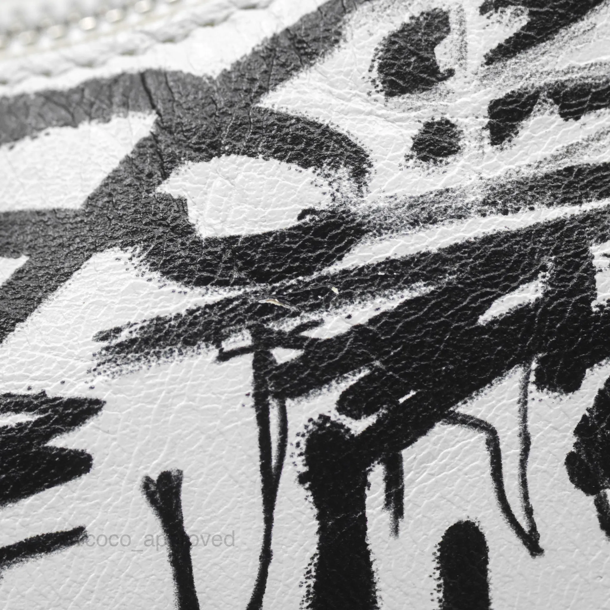 Balenciaga XS Graffiti Le Cagole Shoulder Bag White Black