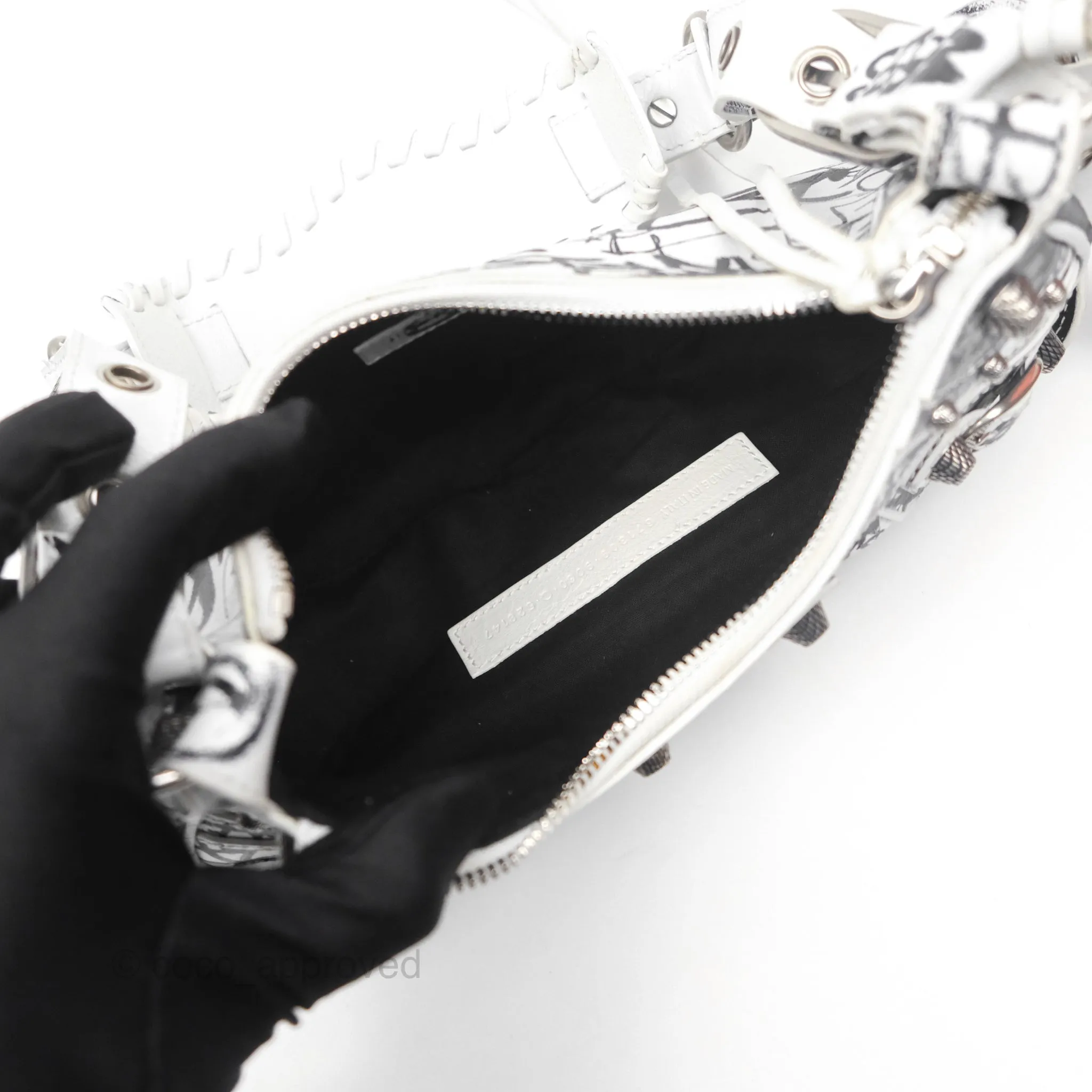 Balenciaga XS Graffiti Le Cagole Shoulder Bag White Black