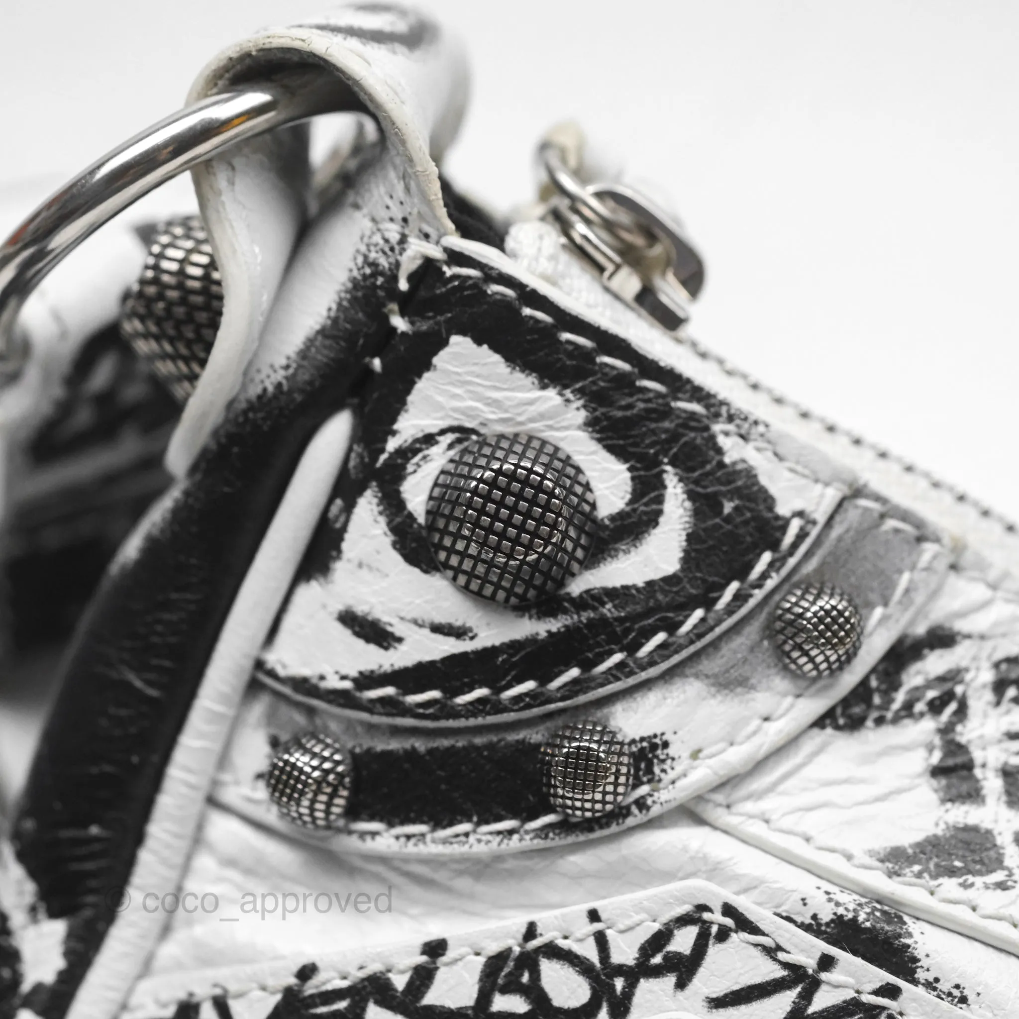 Balenciaga XS Graffiti Le Cagole Shoulder Bag White Black