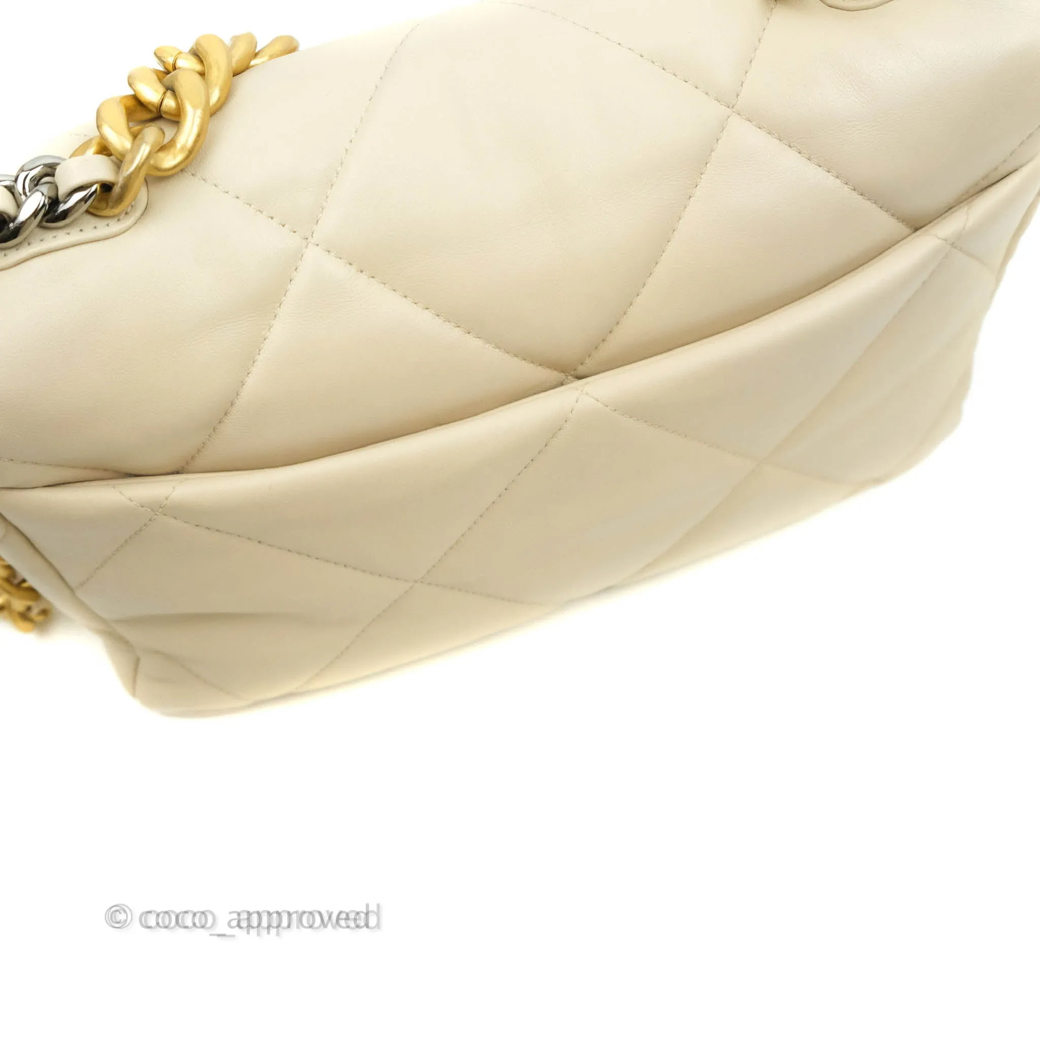Chanel 19 Medium Beige Cream Goatskin Mixed Hardware