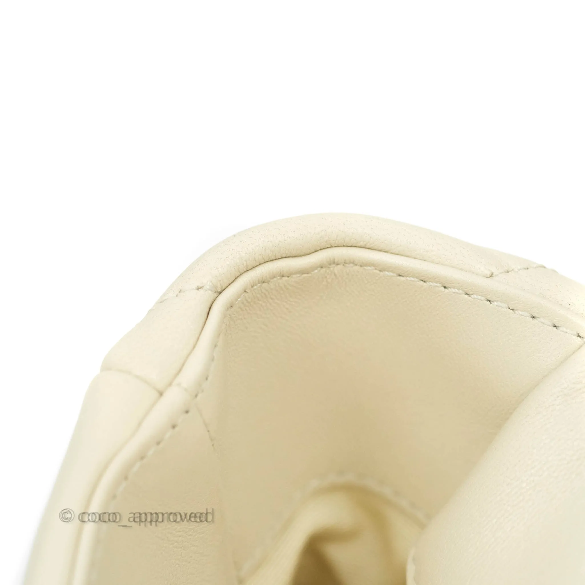 Chanel 19 Medium Beige Cream Goatskin Mixed Hardware