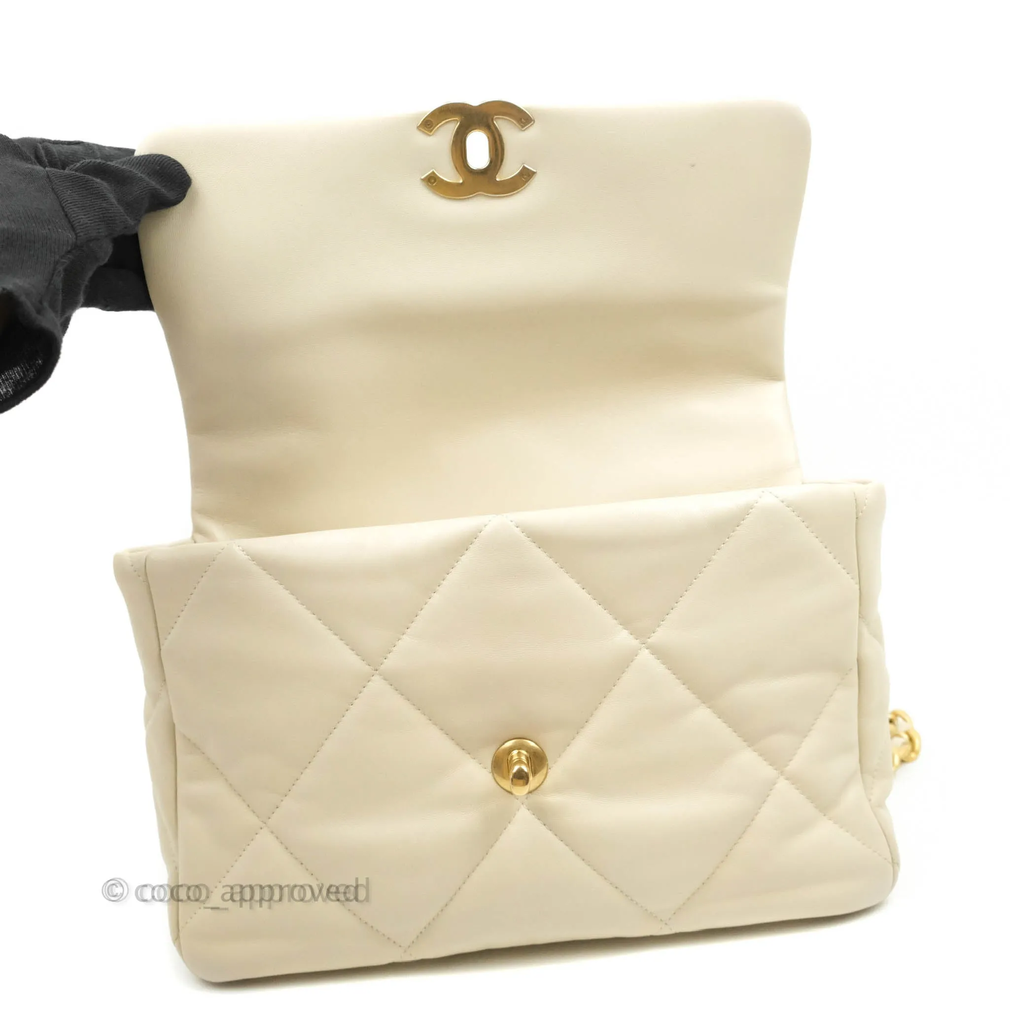 Chanel 19 Medium Beige Cream Goatskin Mixed Hardware