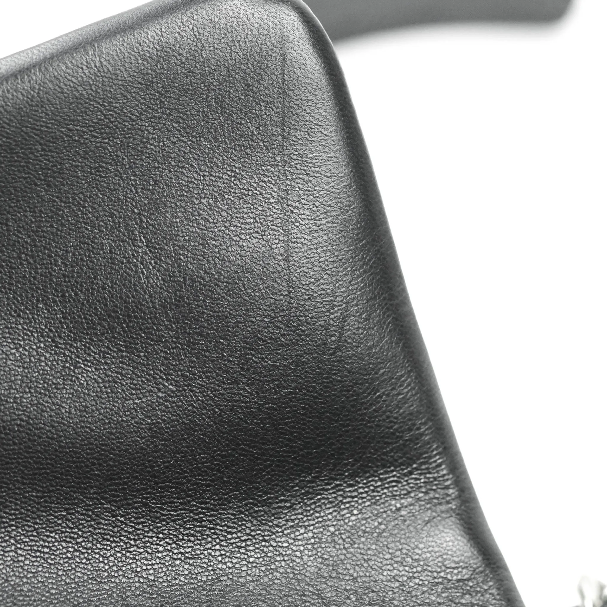 Chanel 19 Medium Black Mixed Hardware