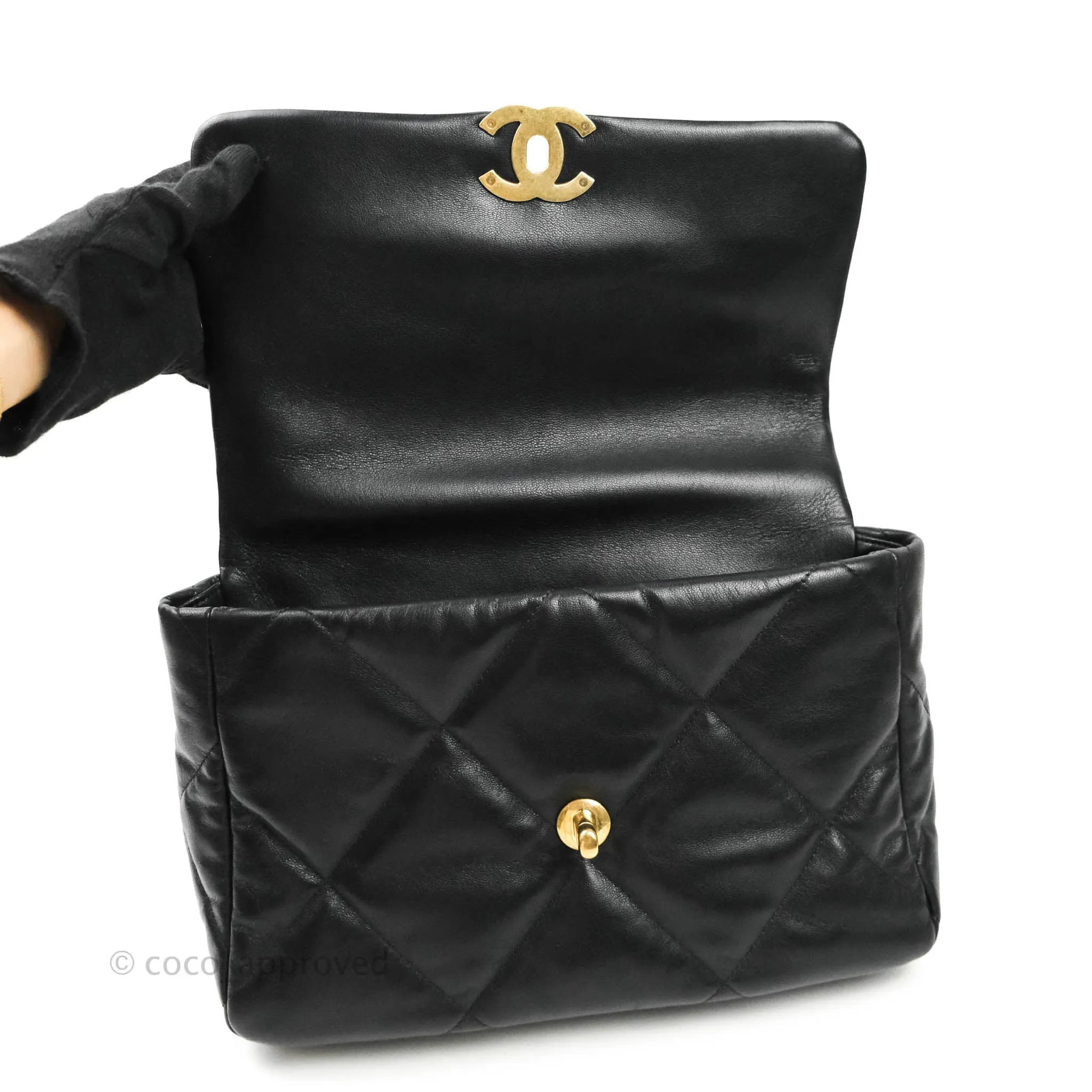 Chanel 19 Medium Black Mixed Hardware
