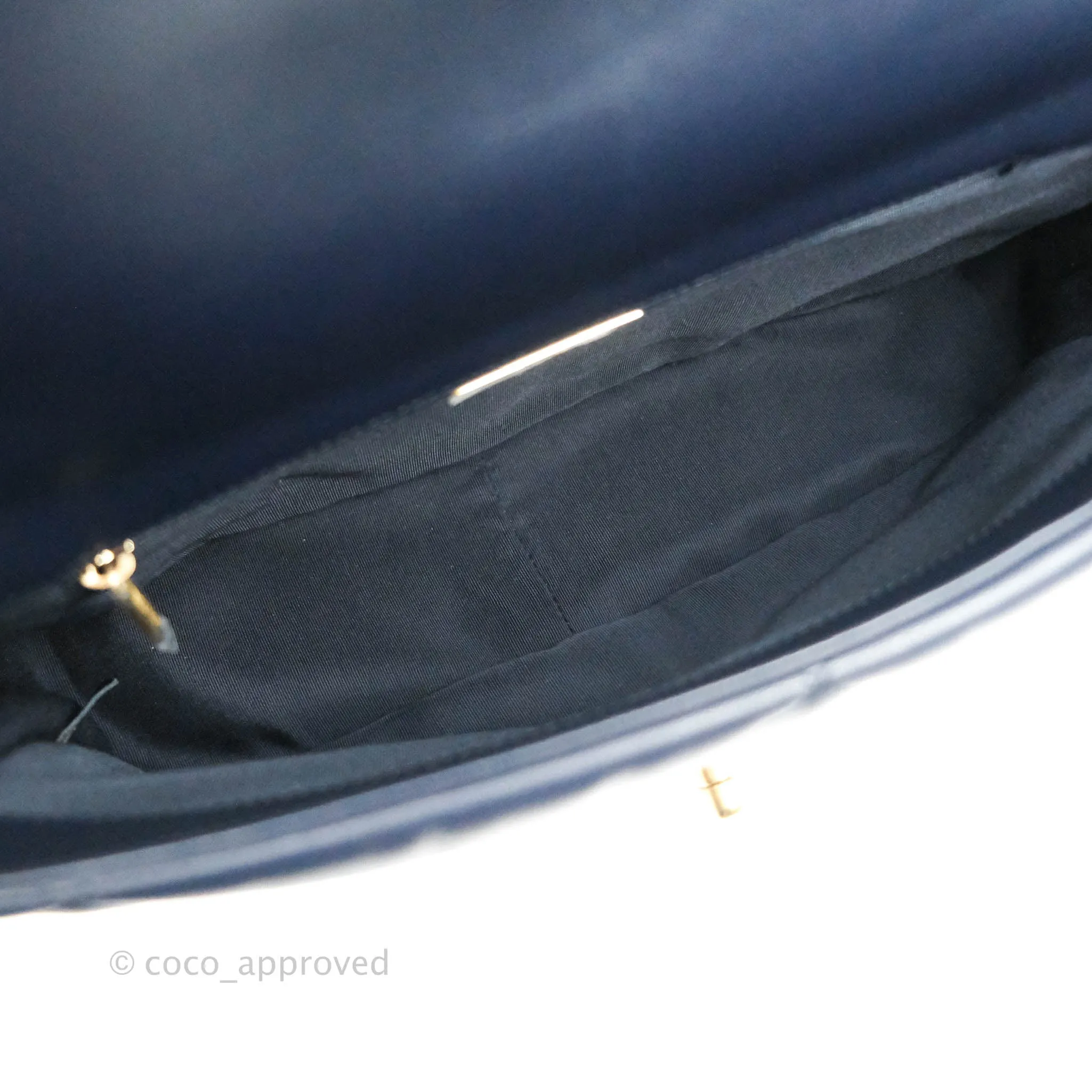 Chanel 19 Medium Navy Goatskin Mixed Hardware 20A