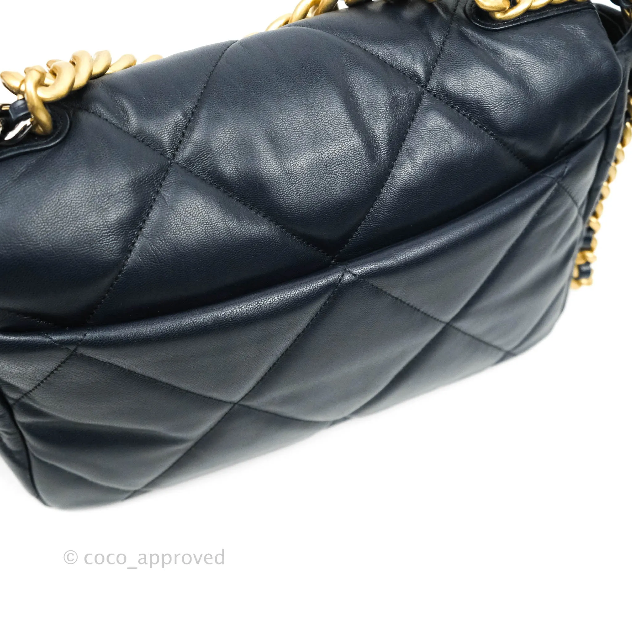 Chanel 19 Medium Navy Goatskin Mixed Hardware 20A