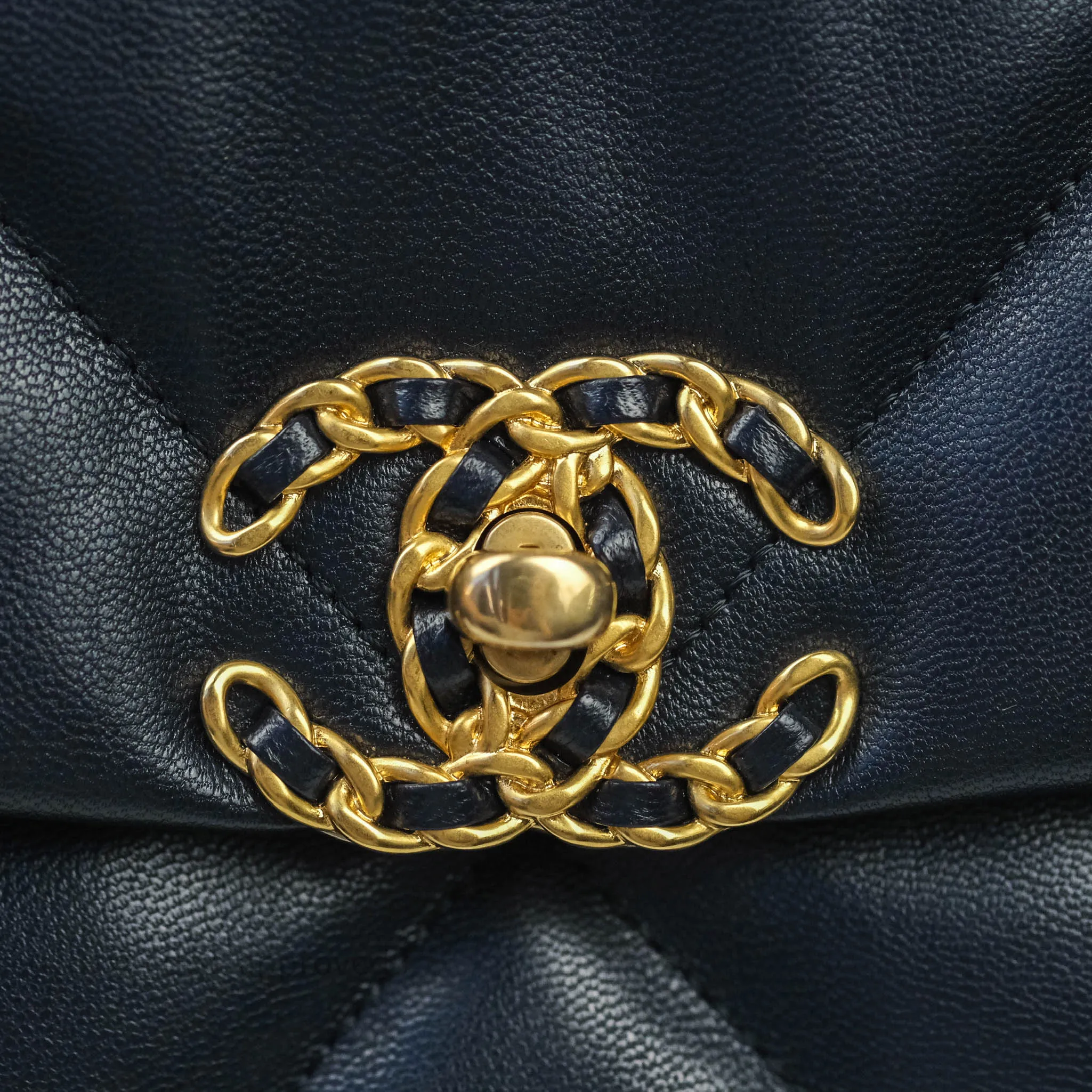 Chanel 19 Medium Navy Mixed Hardware Goatskin
