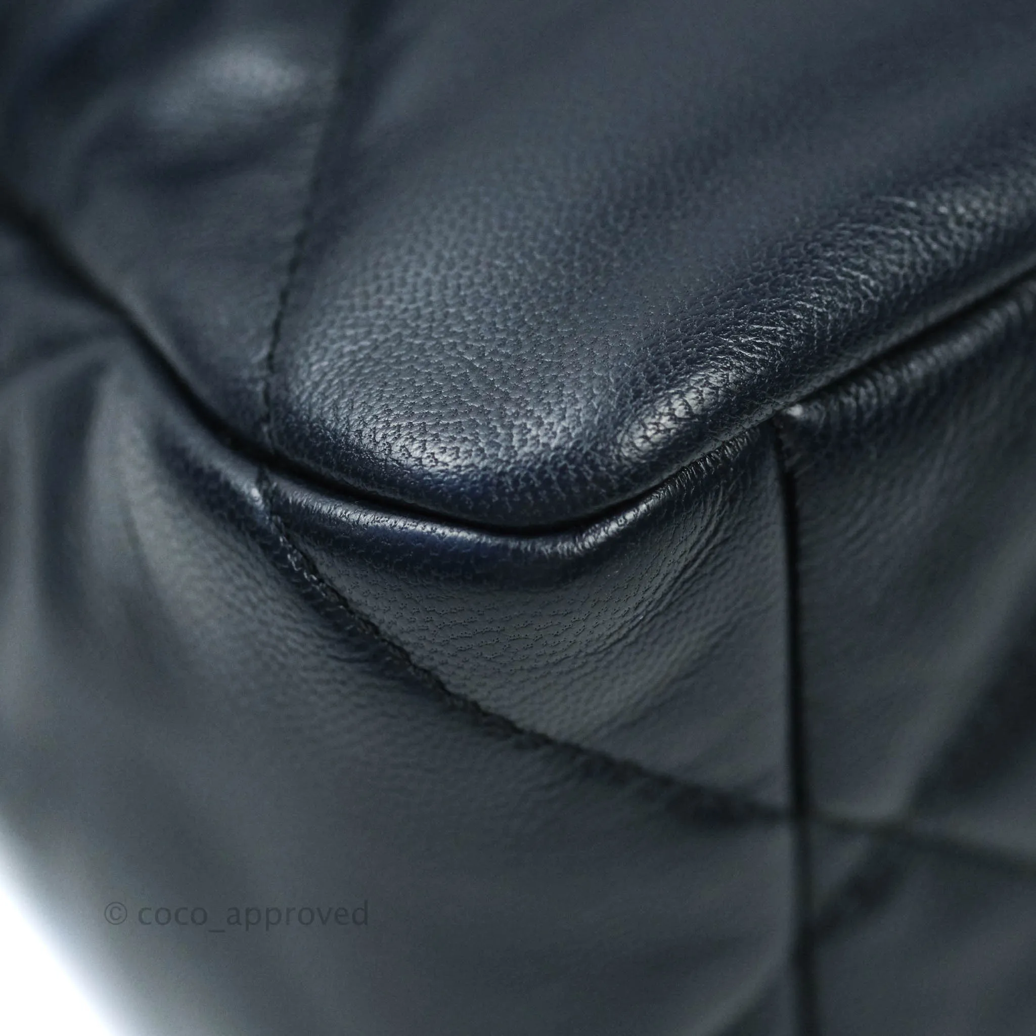 Chanel 19 Medium Navy Mixed Hardware Goatskin