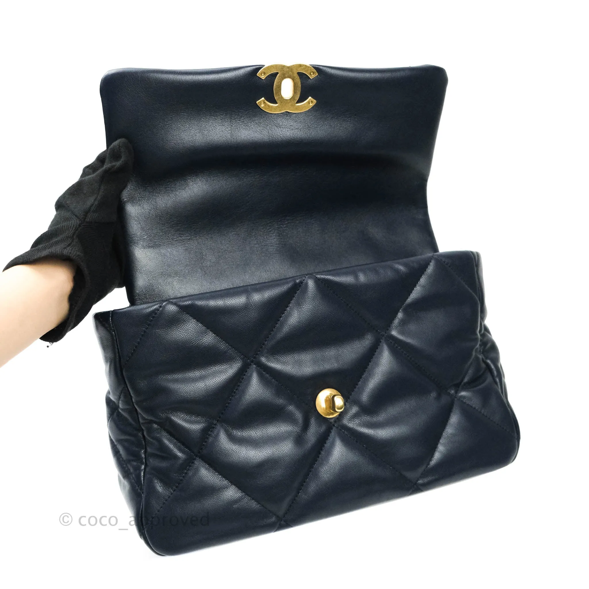 Chanel 19 Medium Navy Mixed Hardware Goatskin