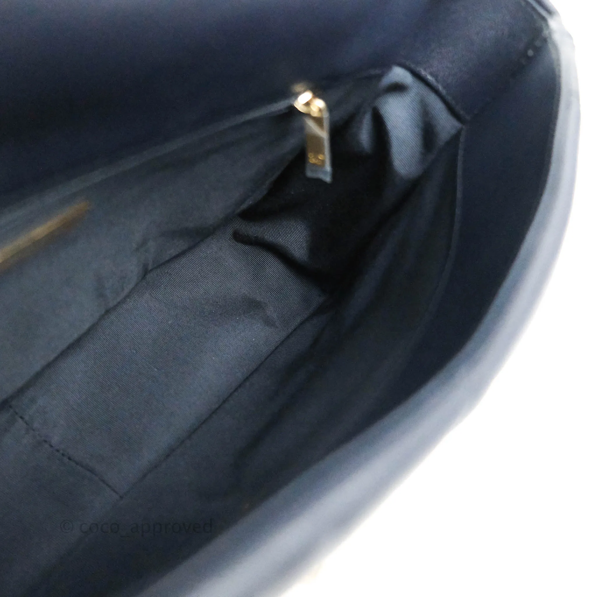 Chanel 19 Medium Navy Mixed Hardware