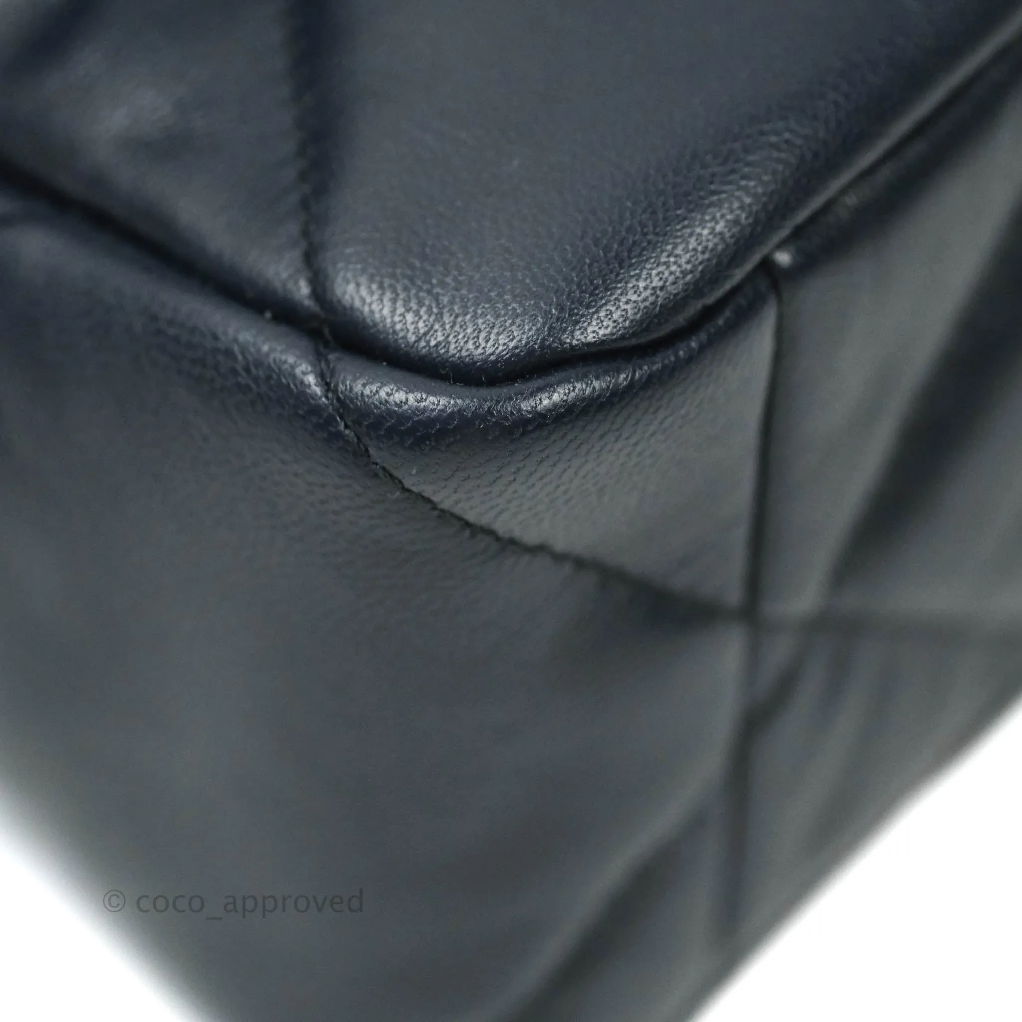 Chanel 19 Medium Navy Mixed Hardware