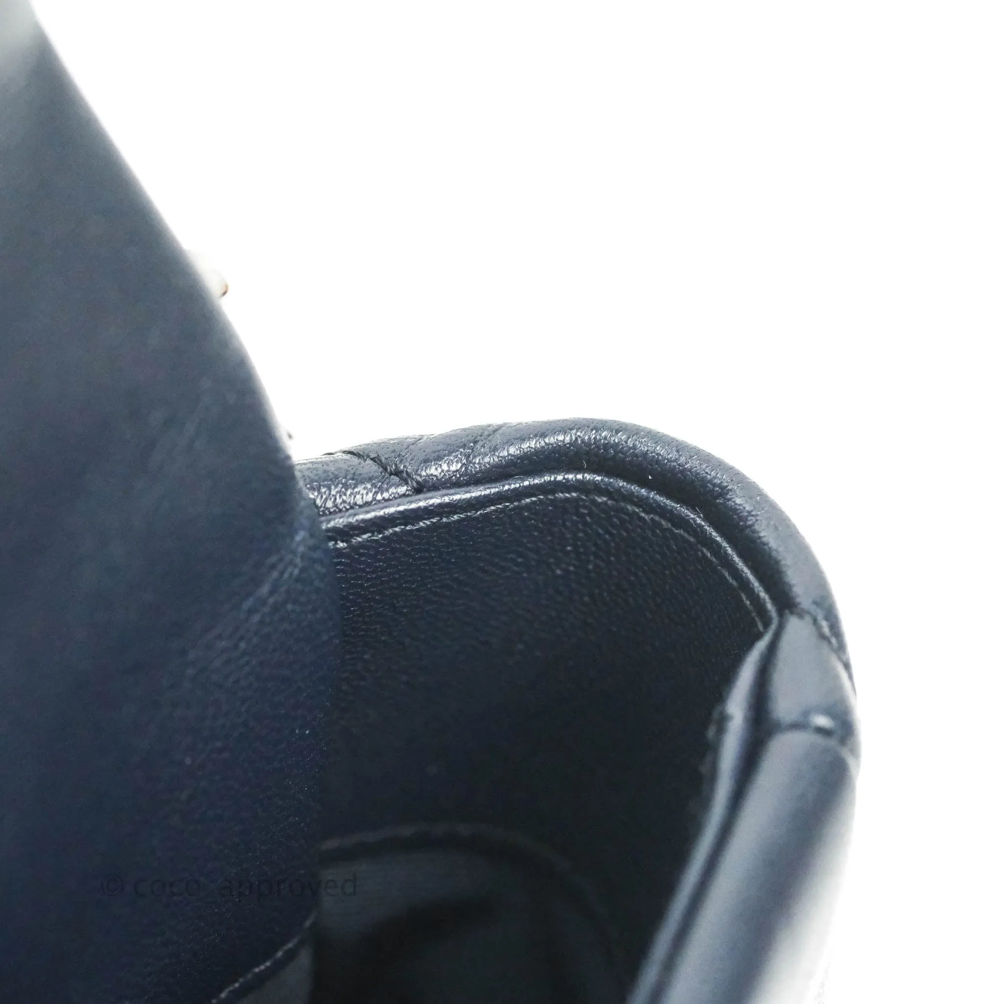 Chanel 19 Medium Navy Mixed Hardware