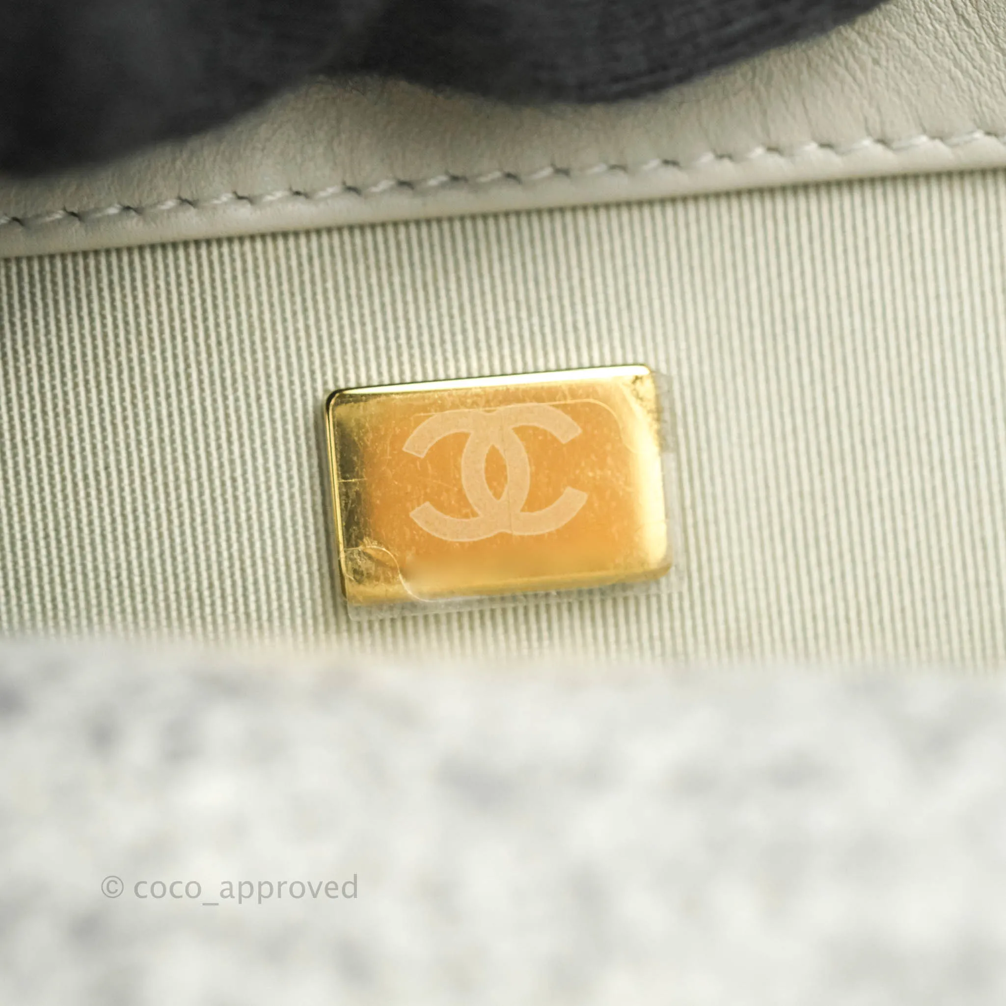 Chanel 19 Small Tweed Light Grey Mixed Hardware