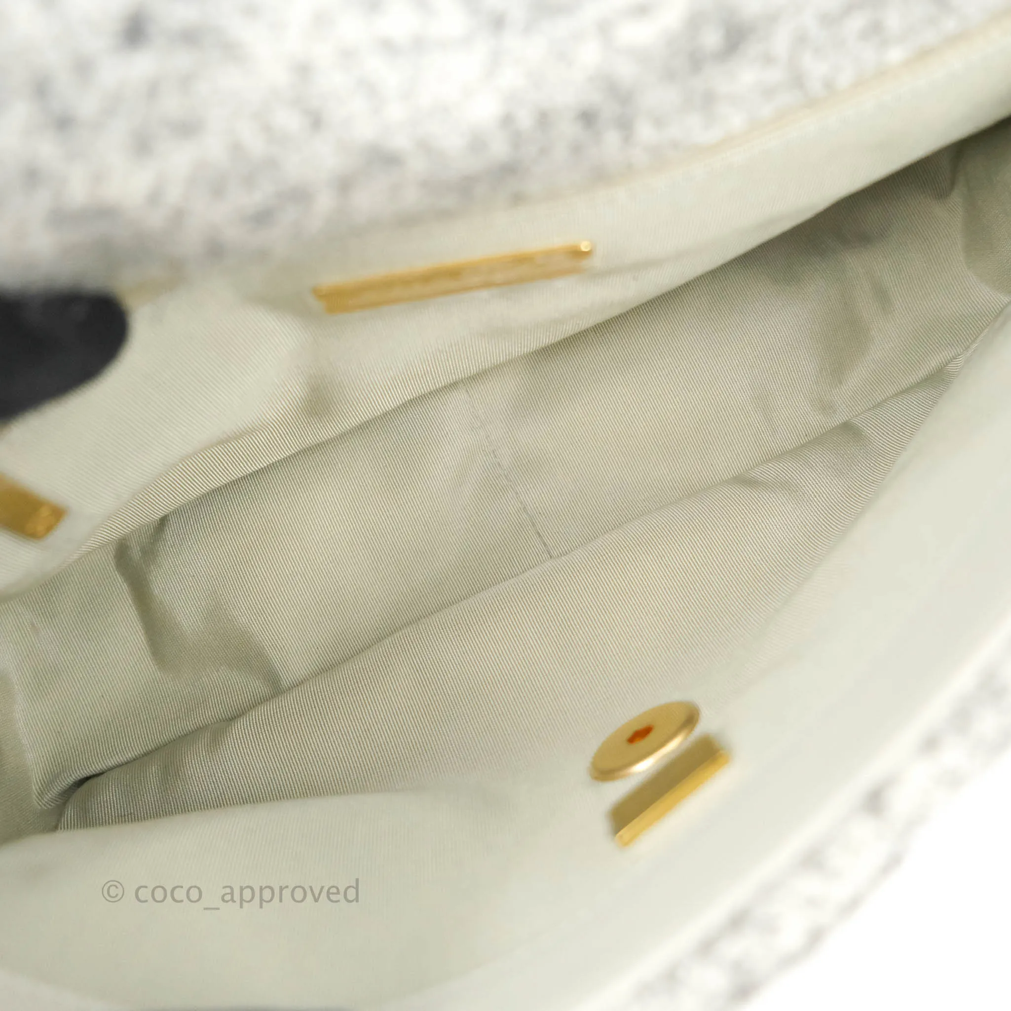 Chanel 19 Small Tweed Light Grey Mixed Hardware
