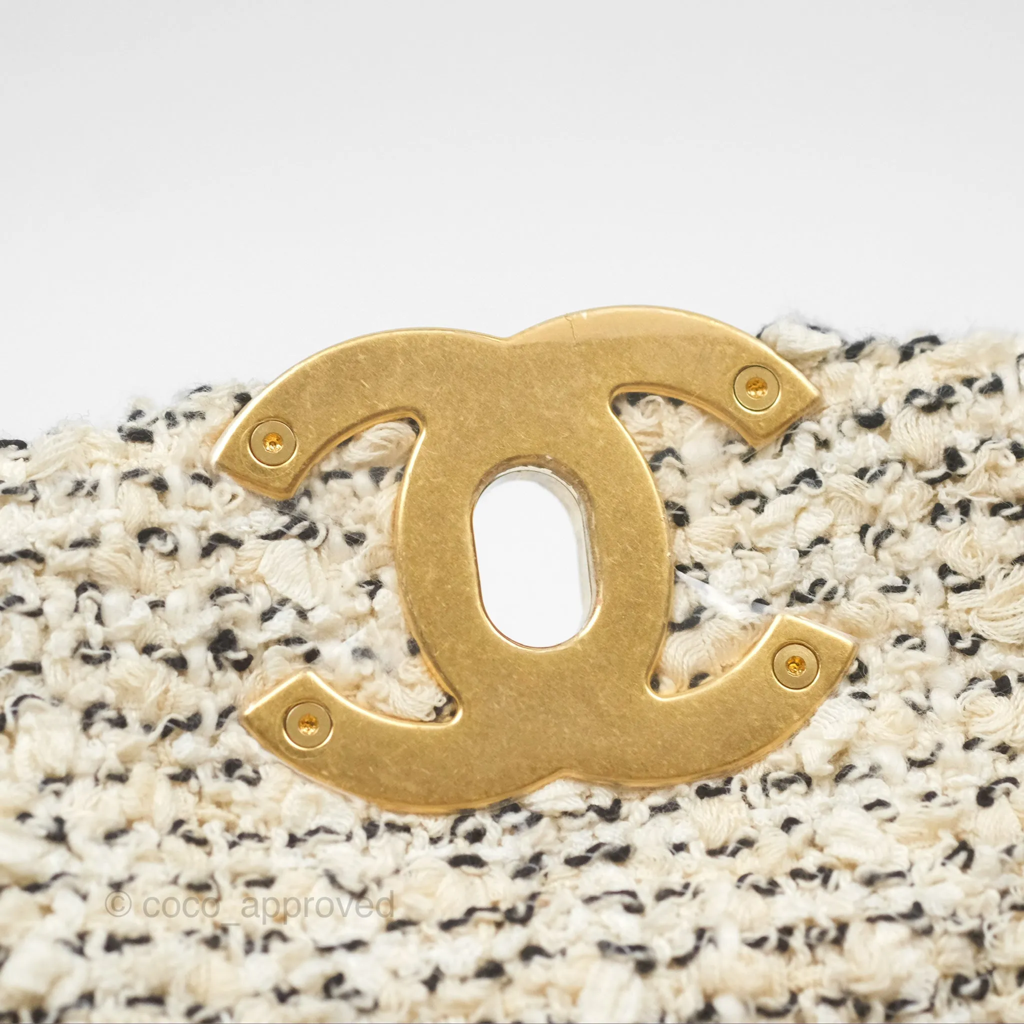 Chanel 19 Small Tweed Oreo Cream Mixed Hardware