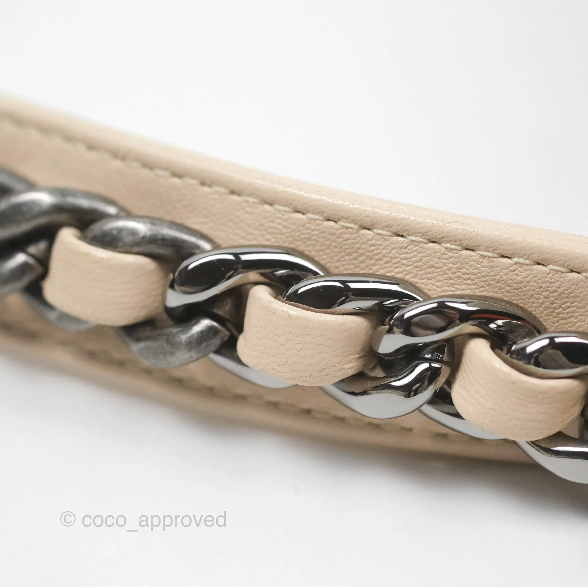 Chanel 19 Small Tweed Oreo Cream Mixed Hardware