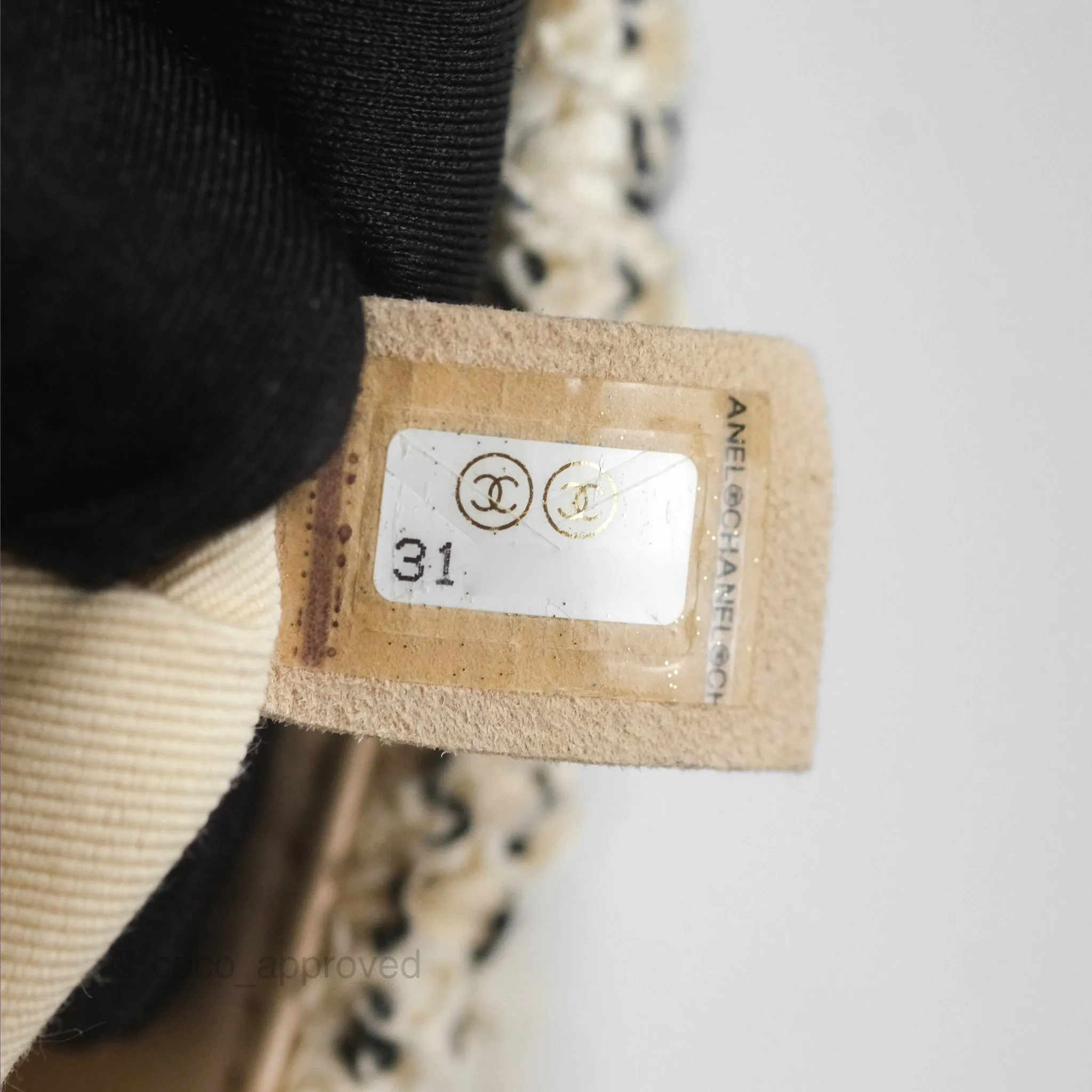 Chanel 19 Small Tweed Oreo Cream Mixed Hardware