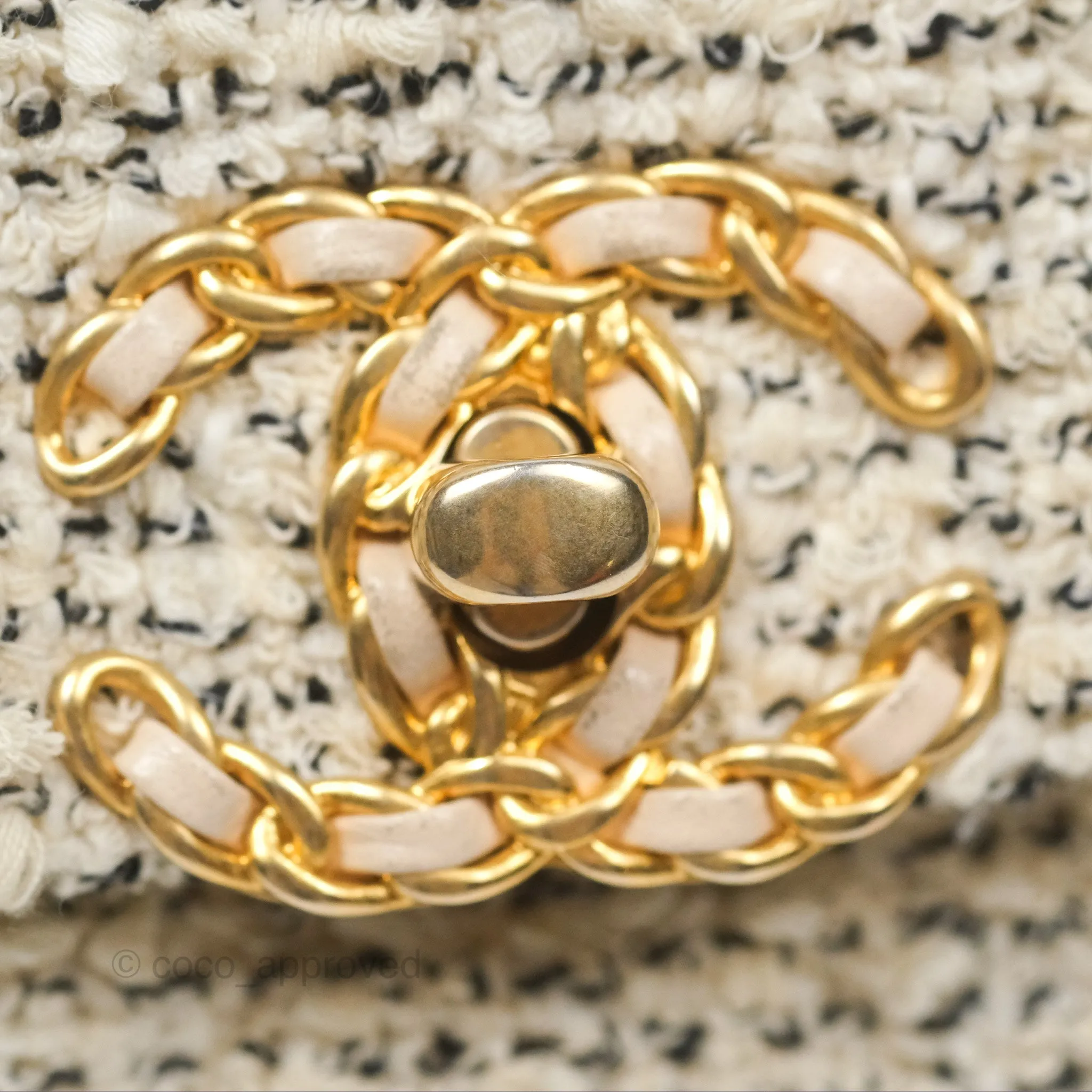 Chanel 19 Small Tweed Oreo Cream Mixed Hardware