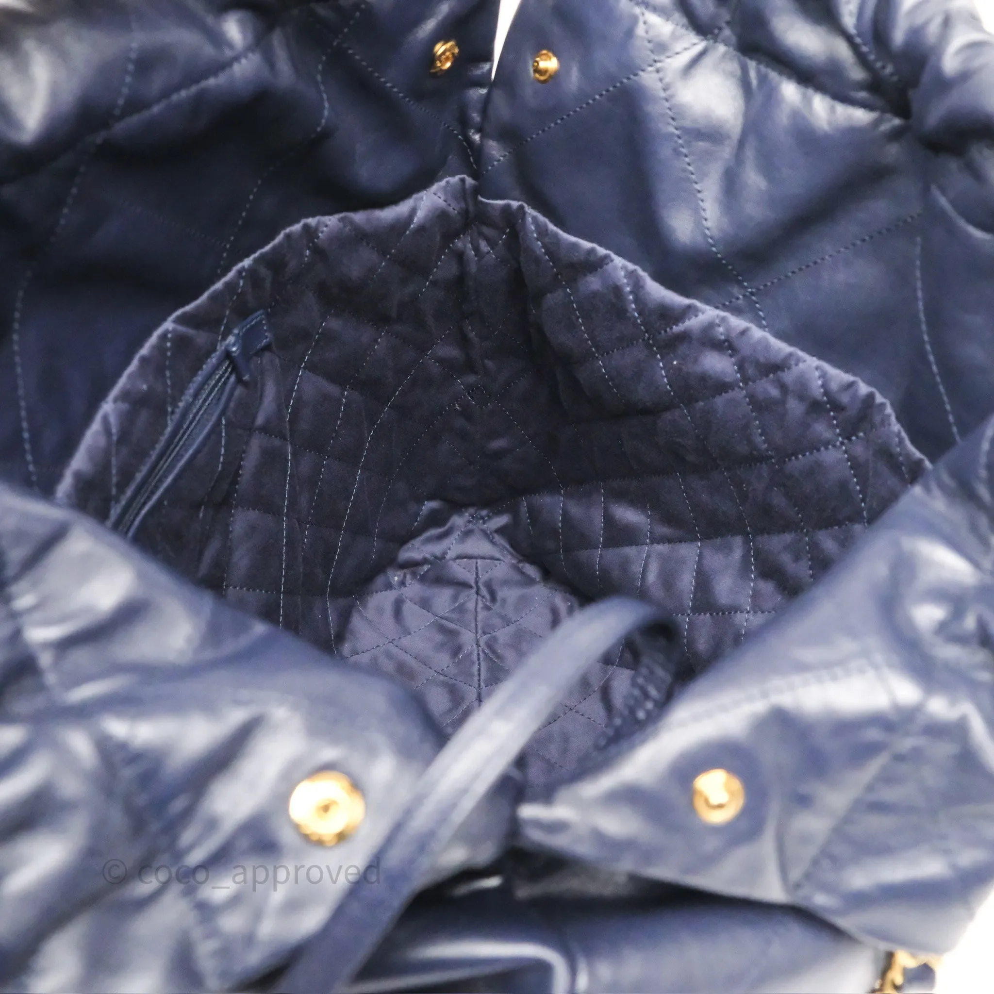 Chanel 22 Medium Navy Shiny Calfskin Aged Gold Hardware