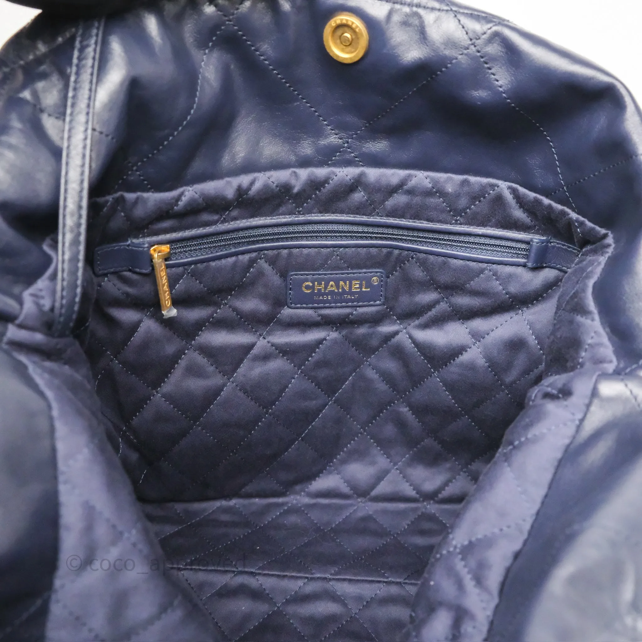 Chanel 22 Medium Navy Shiny Calfskin Aged Gold Hardware