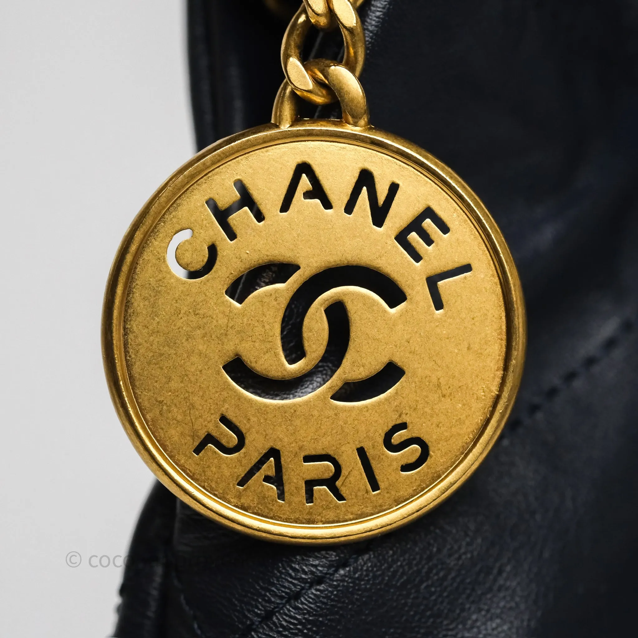 Chanel 22 Medium Navy Shiny Calfskin Aged Gold Hardware