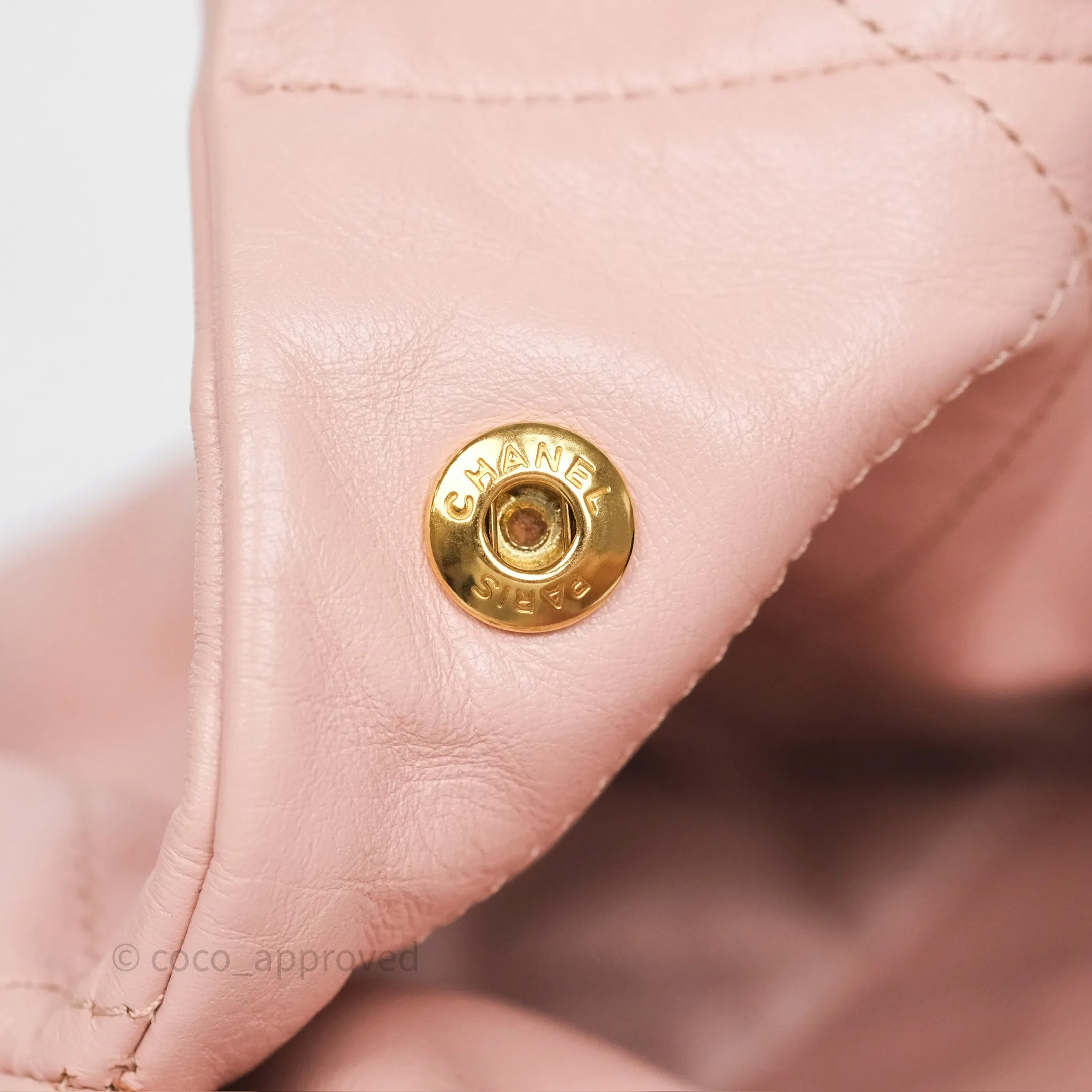 Chanel 22 Medium Pink Crumpled Calfskin Aged Gold Hardware