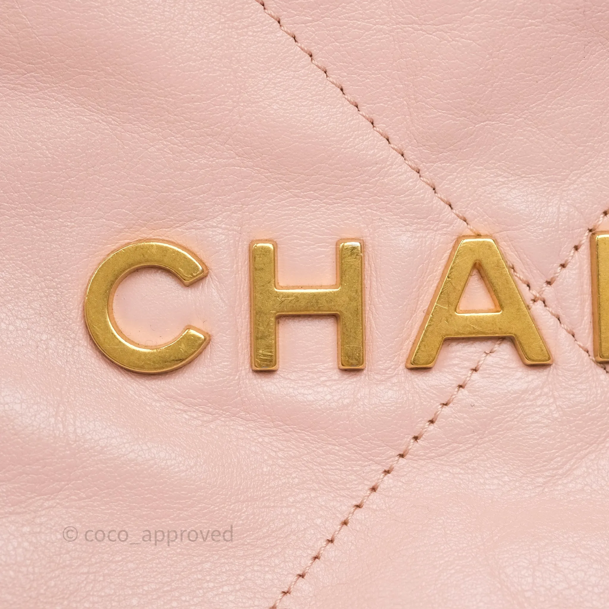 Chanel 22 Medium Pink Crumpled Calfskin Aged Gold Hardware