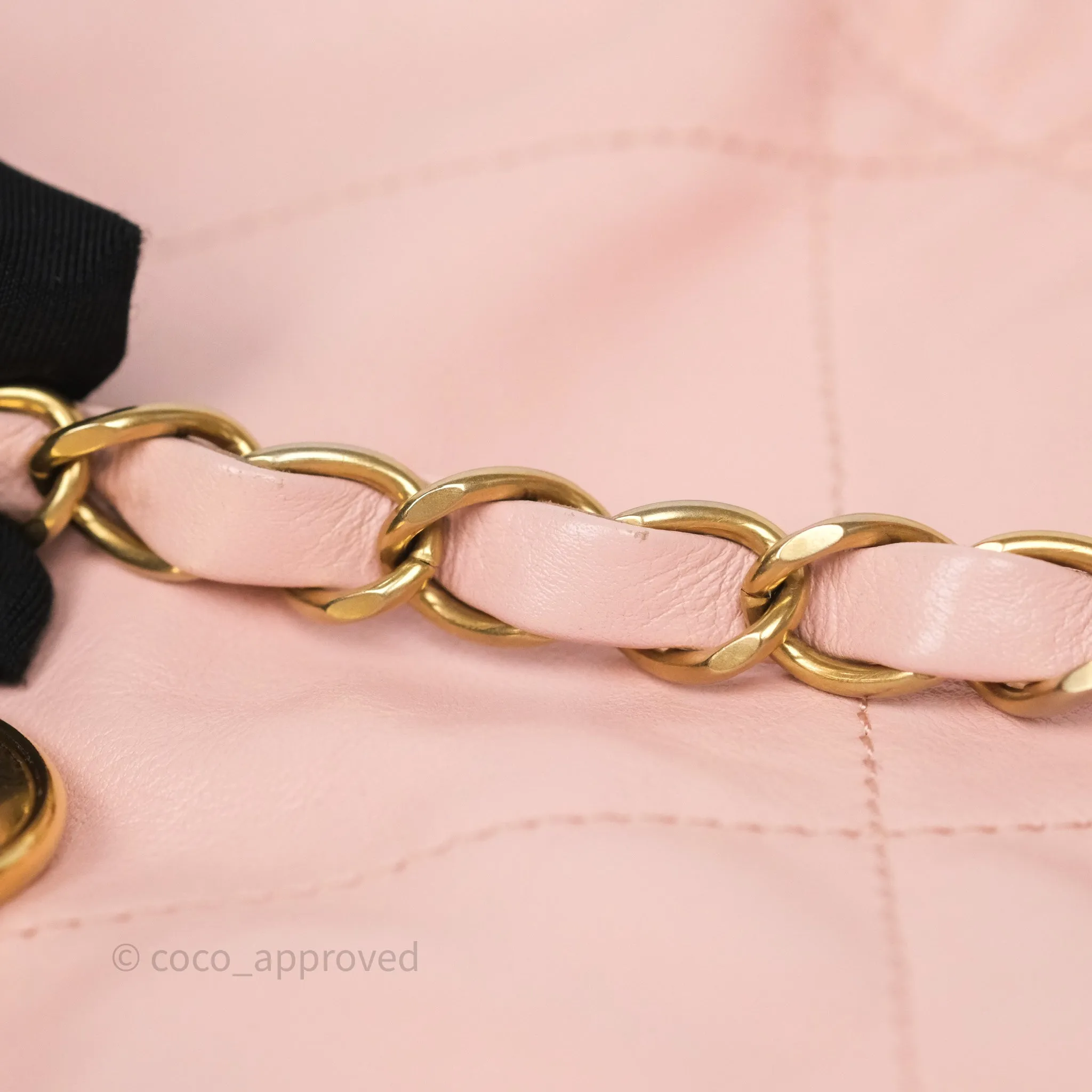 Chanel 22 Medium Pink Crumpled Calfskin Aged Gold Hardware