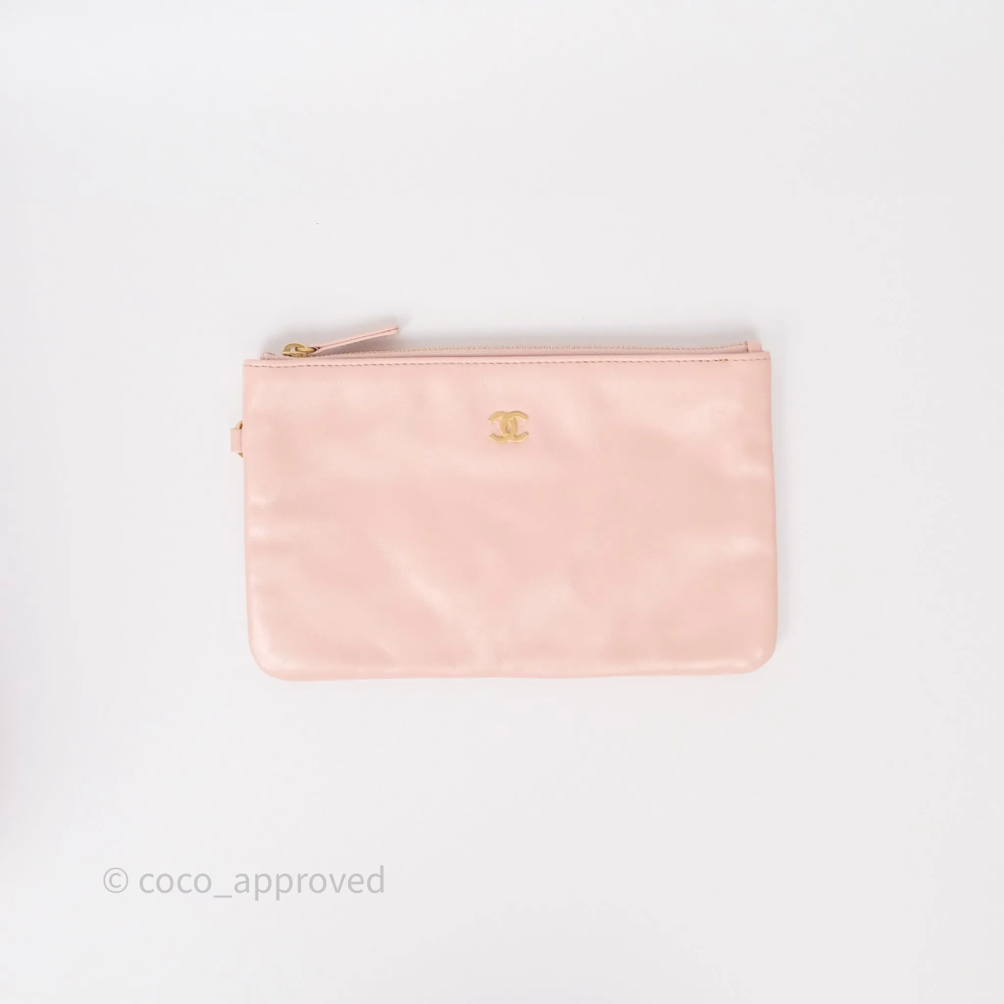 Chanel 22 Medium Pink Crumpled Calfskin Aged Gold Hardware