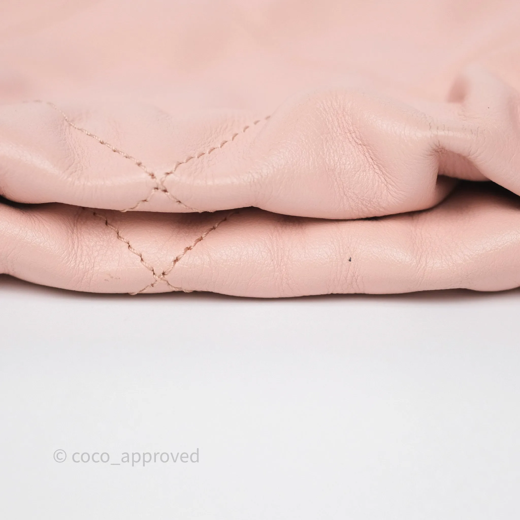 Chanel 22 Medium Pink Crumpled Calfskin Aged Gold Hardware