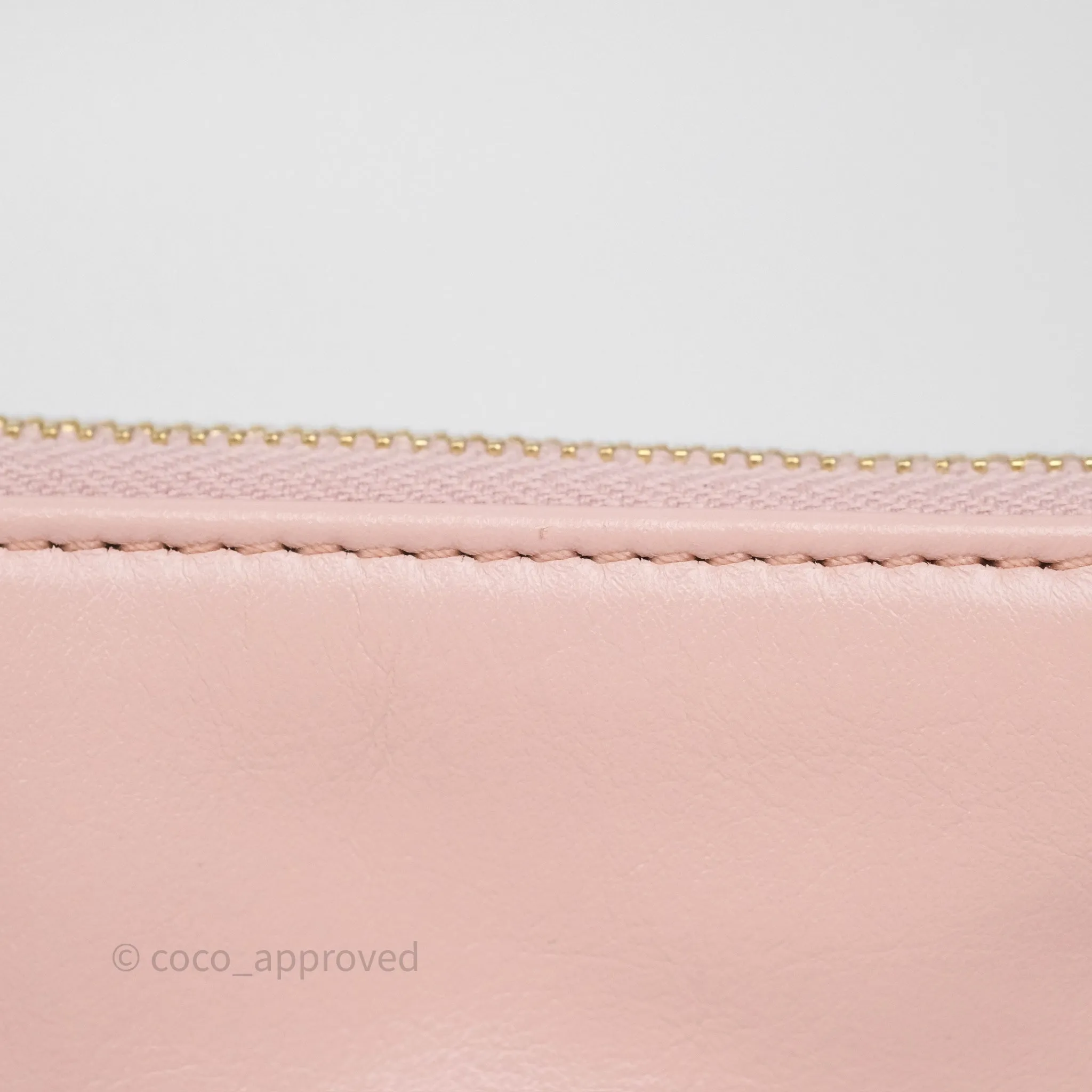 Chanel 22 Medium Pink Crumpled Calfskin Aged Gold Hardware