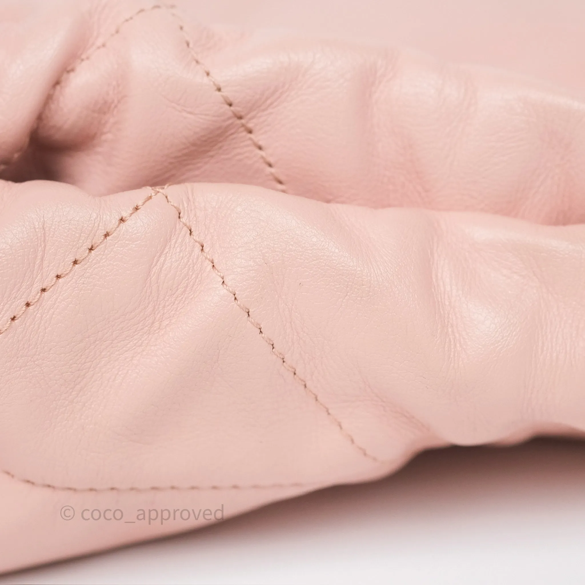 Chanel 22 Medium Pink Crumpled Calfskin Aged Gold Hardware