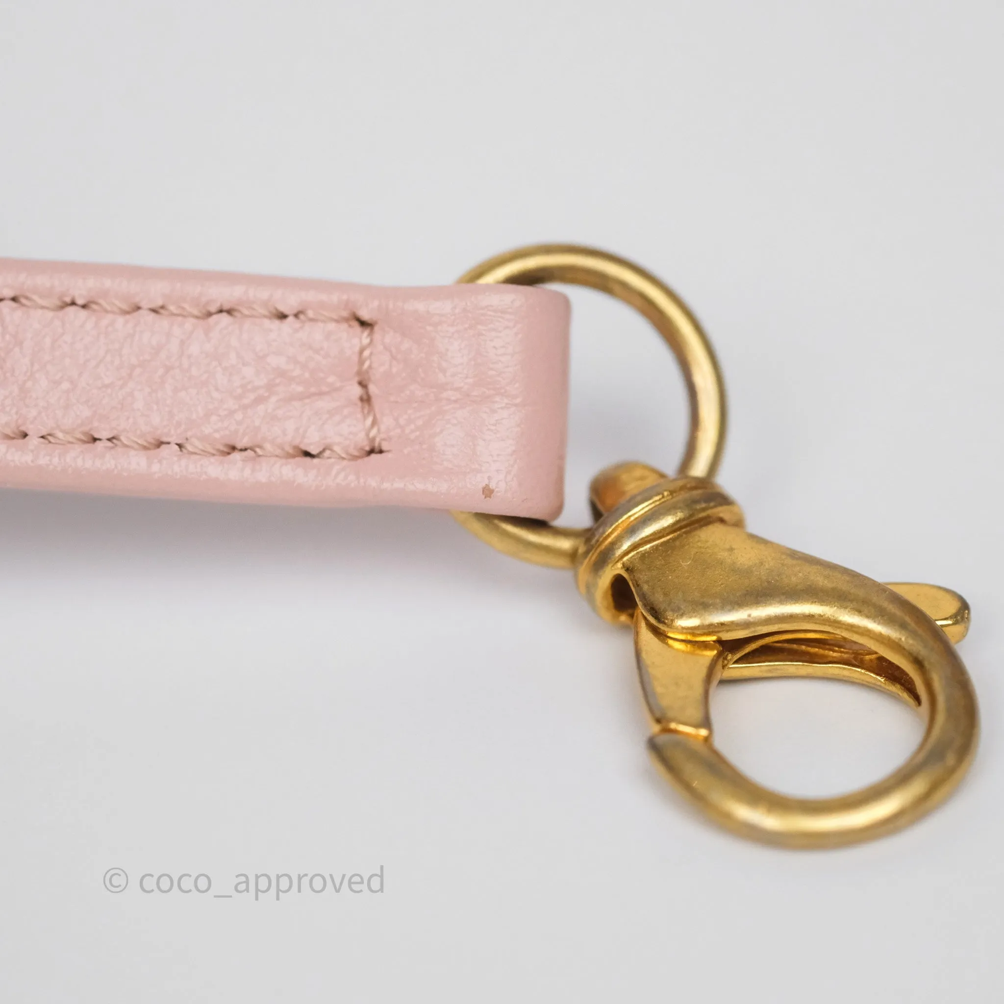 Chanel 22 Medium Pink Crumpled Calfskin Aged Gold Hardware