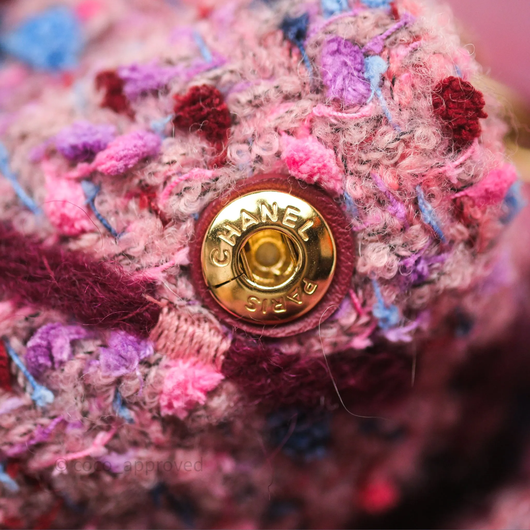 Chanel 22 Medium Tweed Pink Aged Gold Hardware