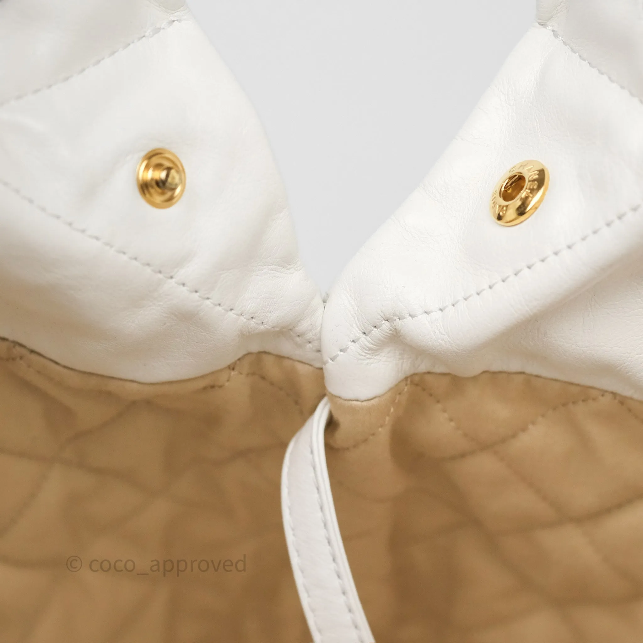 Chanel 22 Medium White Shiny Crumpled Calfskin Aged Gold Hardware