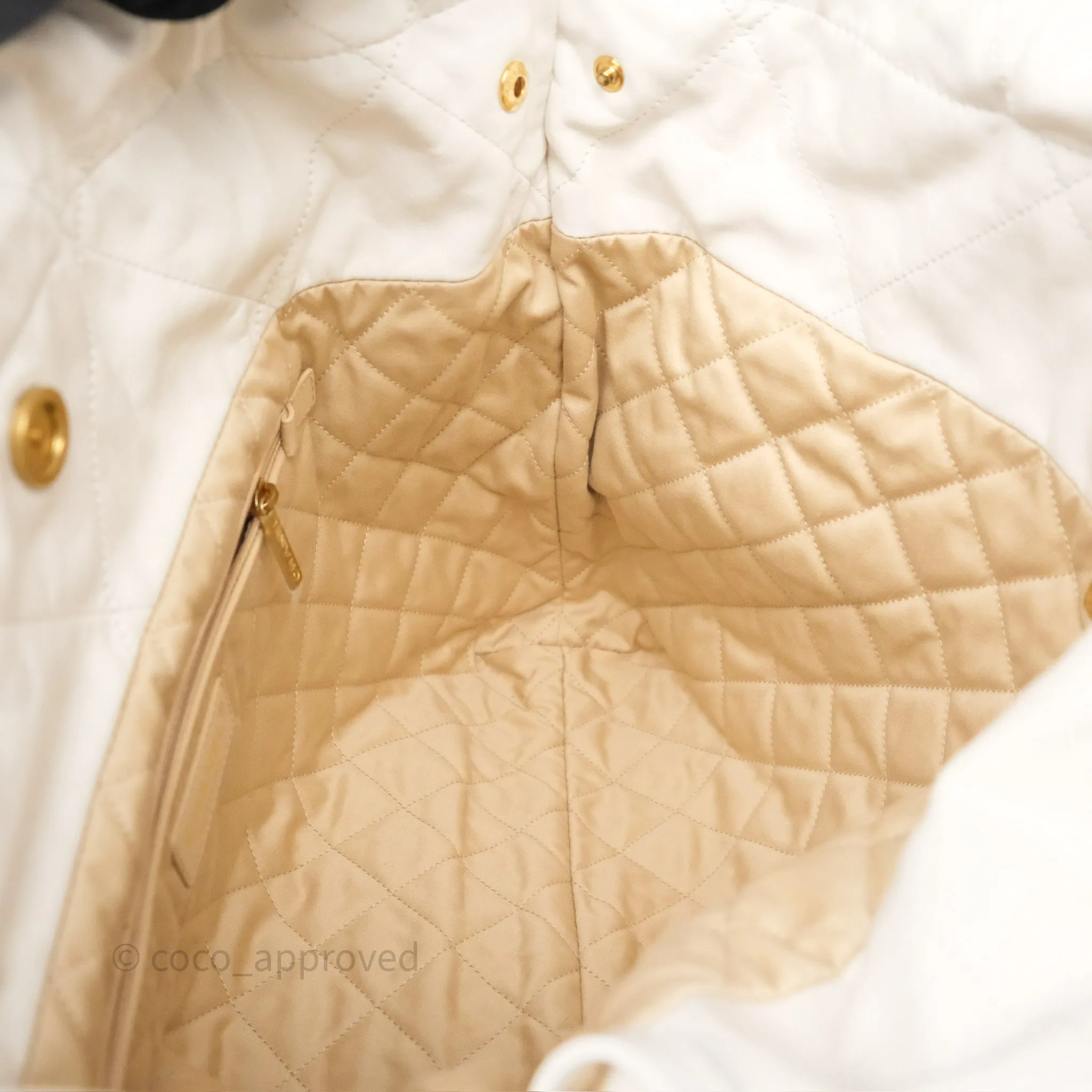 Chanel 22 Medium White Shiny Crumpled Calfskin Aged Gold Hardware