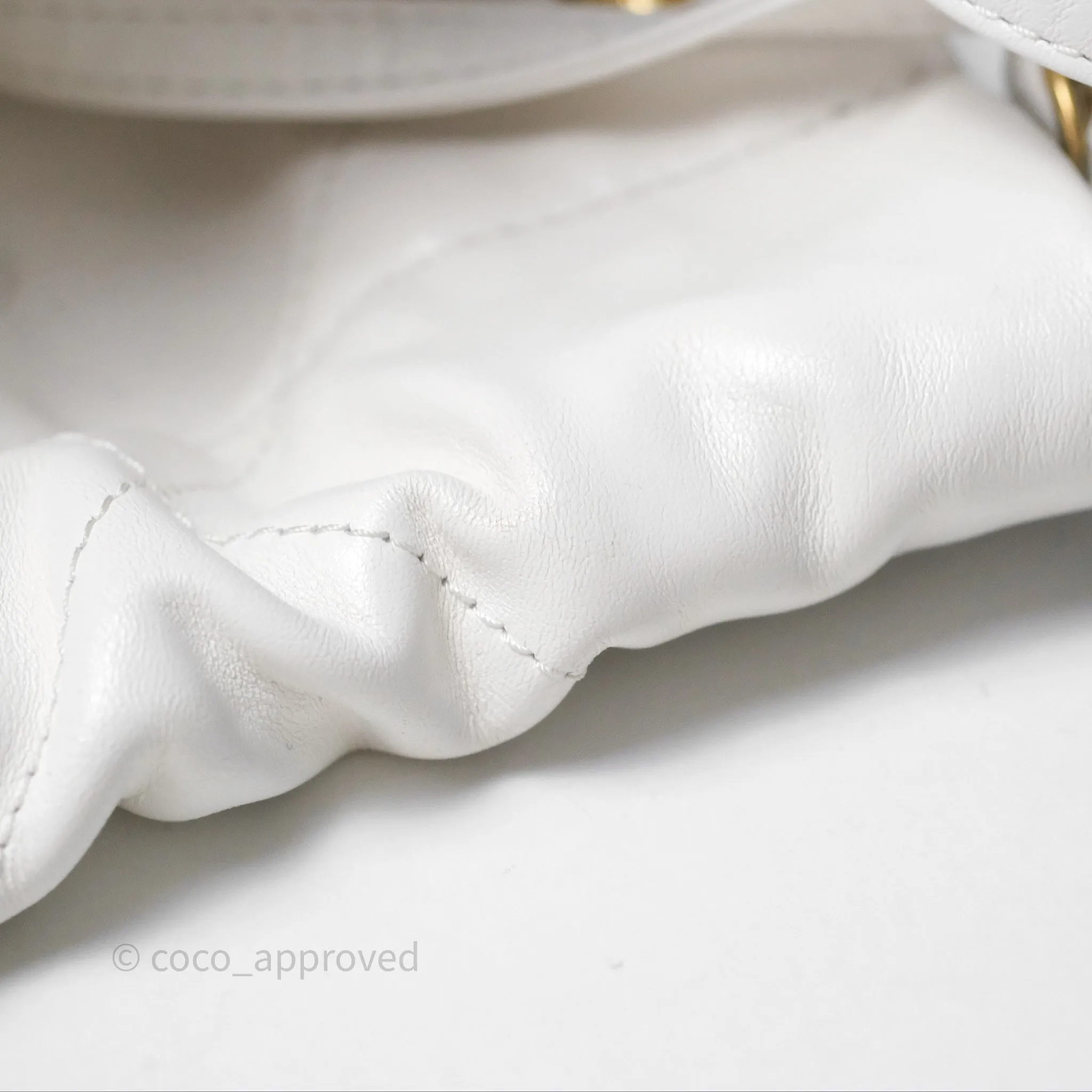 Chanel 22 Medium White Shiny Crumpled Calfskin Aged Gold Hardware