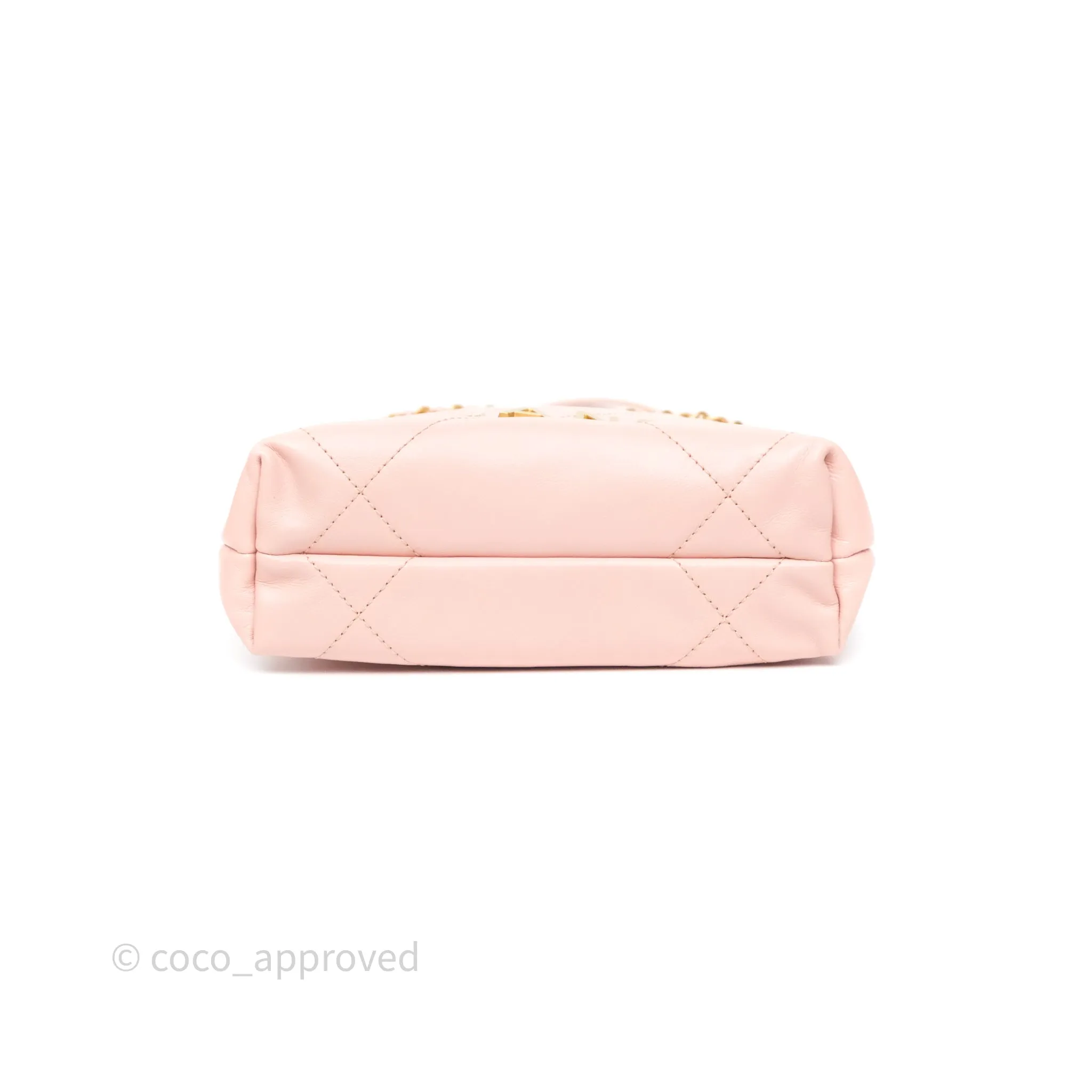Chanel 22 Mini Bag Light Pink Shiny Crumpled Calfskin