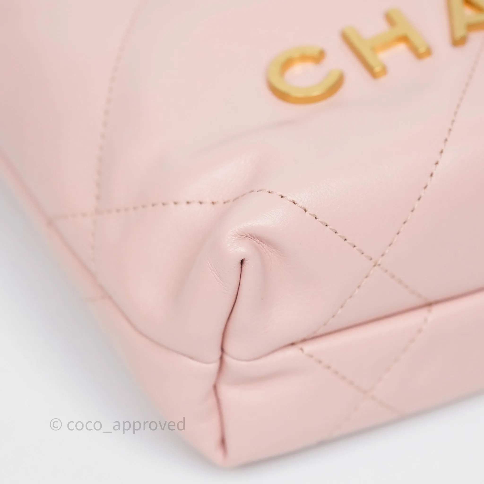 Chanel 22 Mini Bag Light Pink Shiny Crumpled Calfskin
