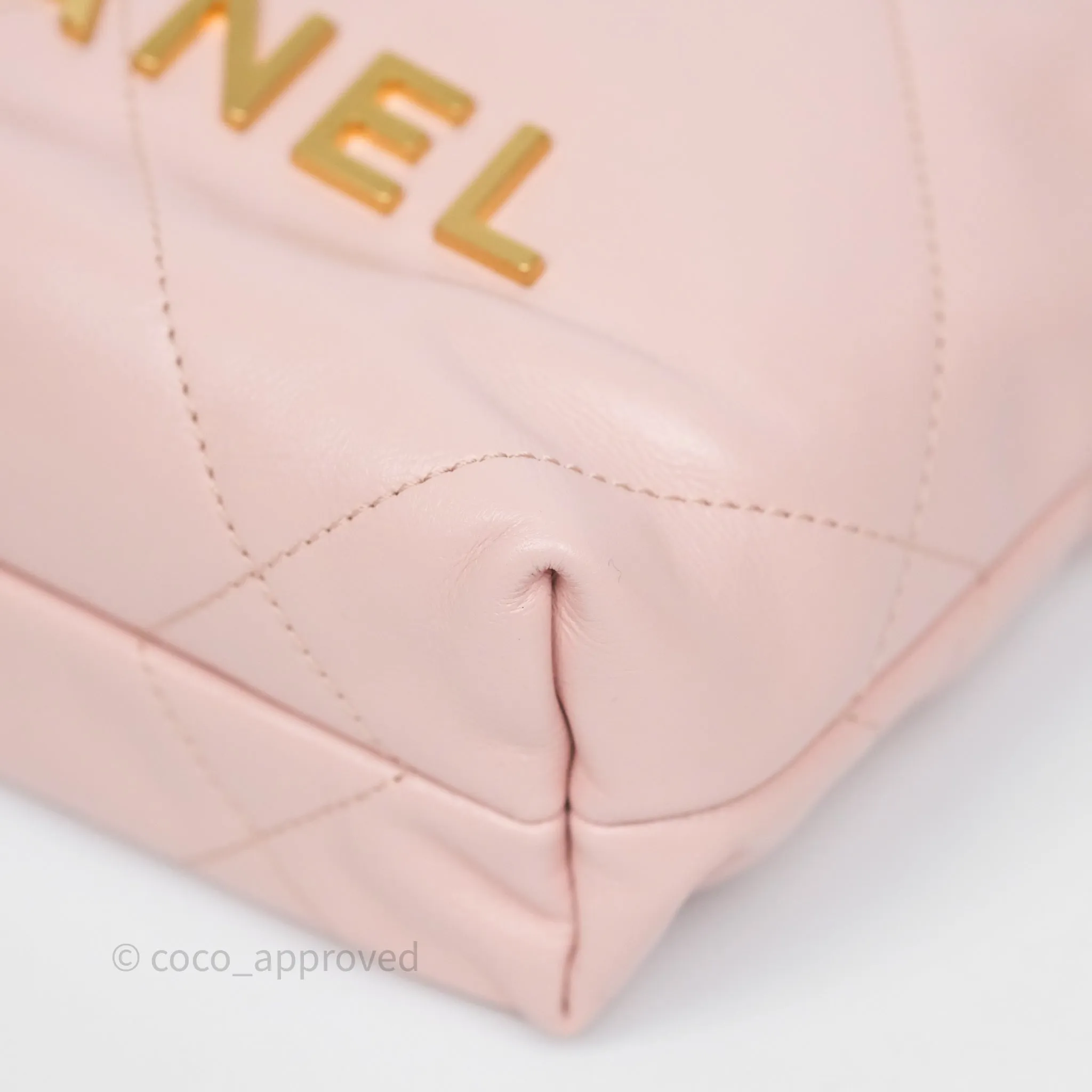 Chanel 22 Mini Bag Light Pink Shiny Crumpled Calfskin