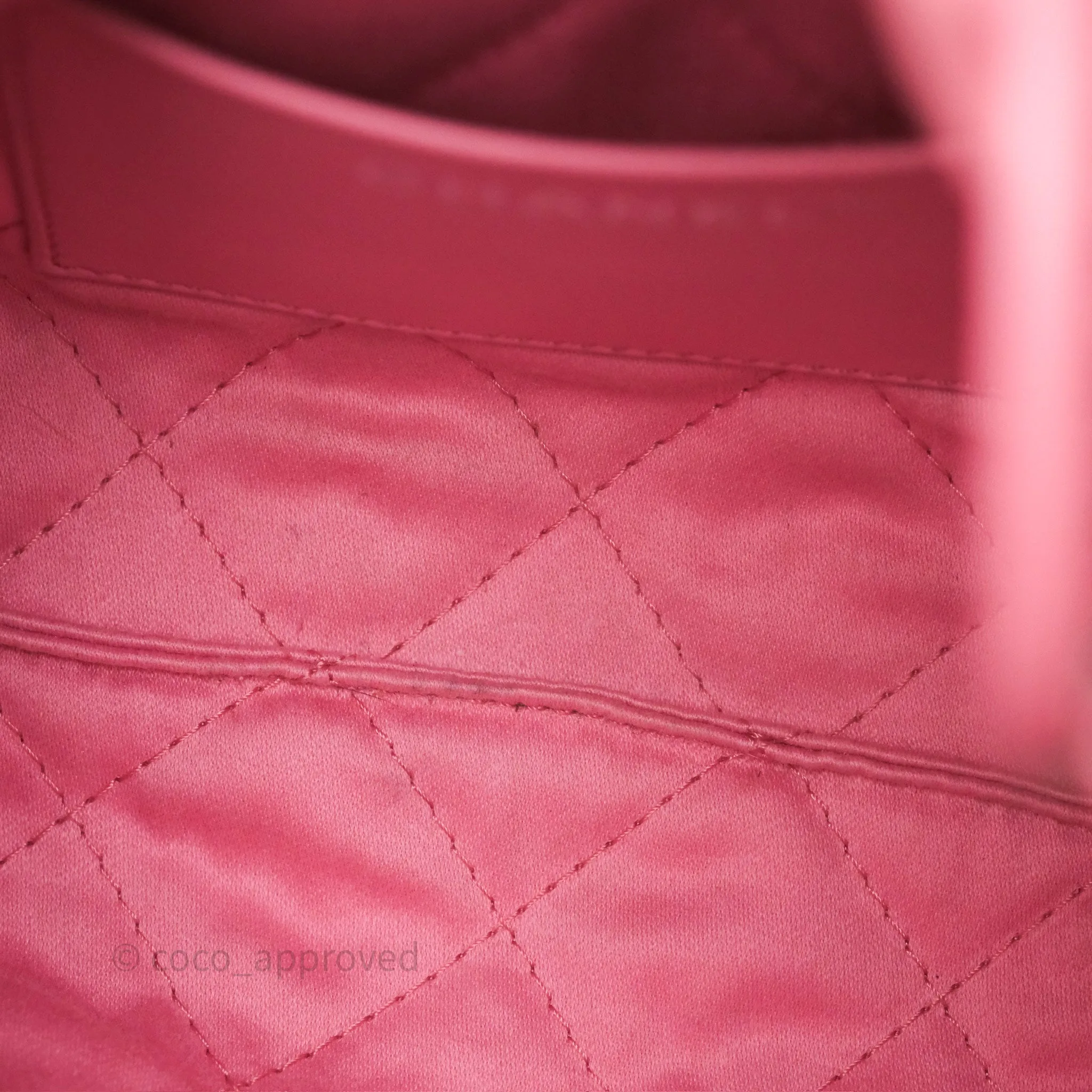 Chanel 22 Mini Bag Pink Shiny Crumpled Calfskin Matte Silver Hardware