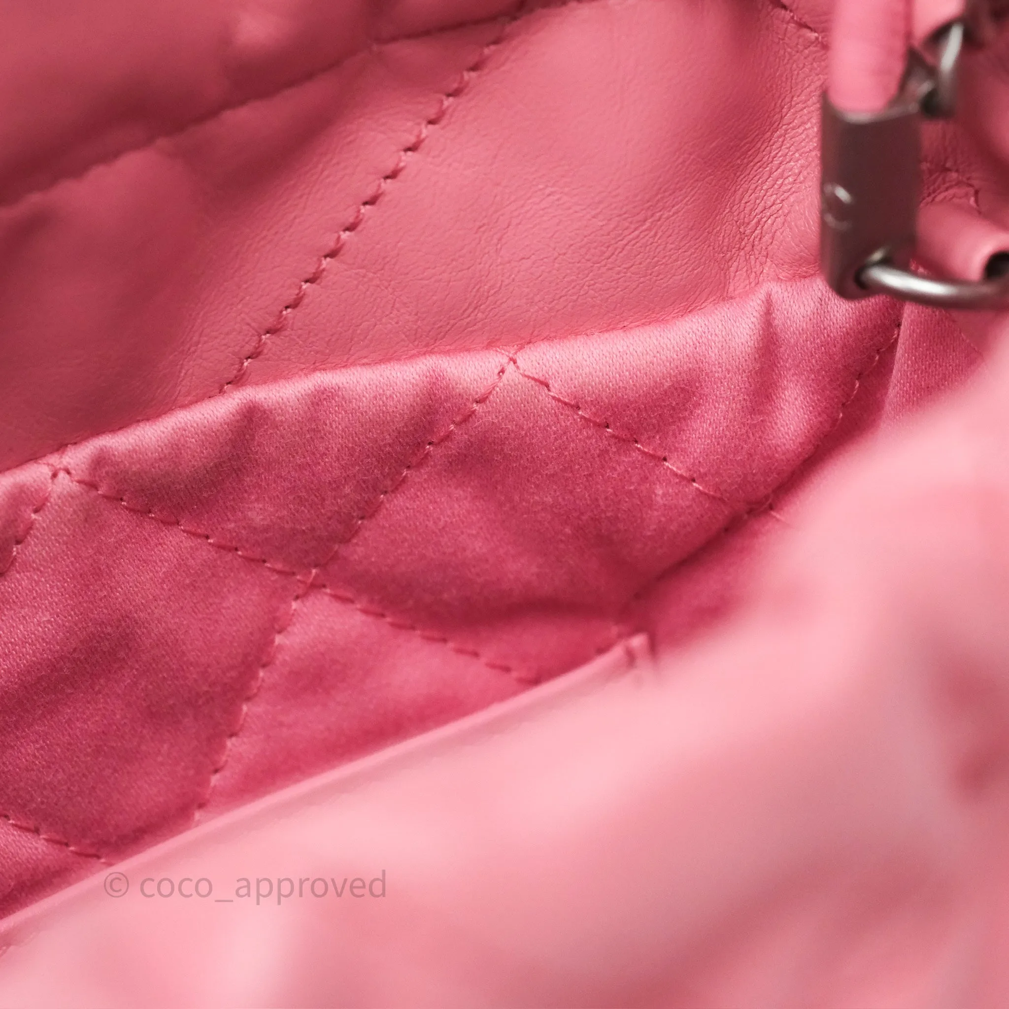 Chanel 22 Mini Bag Pink Shiny Crumpled Calfskin Matte Silver Hardware