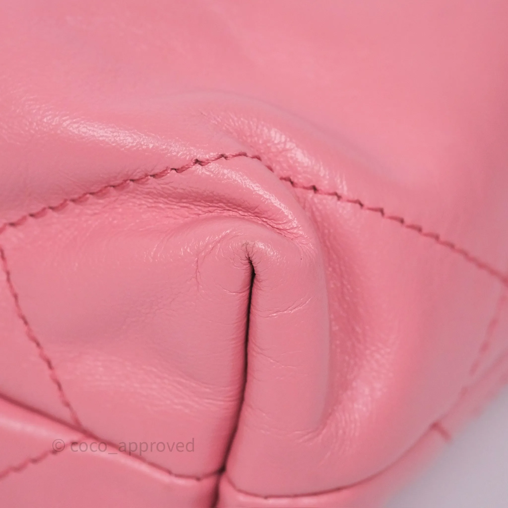 Chanel 22 Mini Bag Pink Shiny Crumpled Calfskin Matte Silver Hardware
