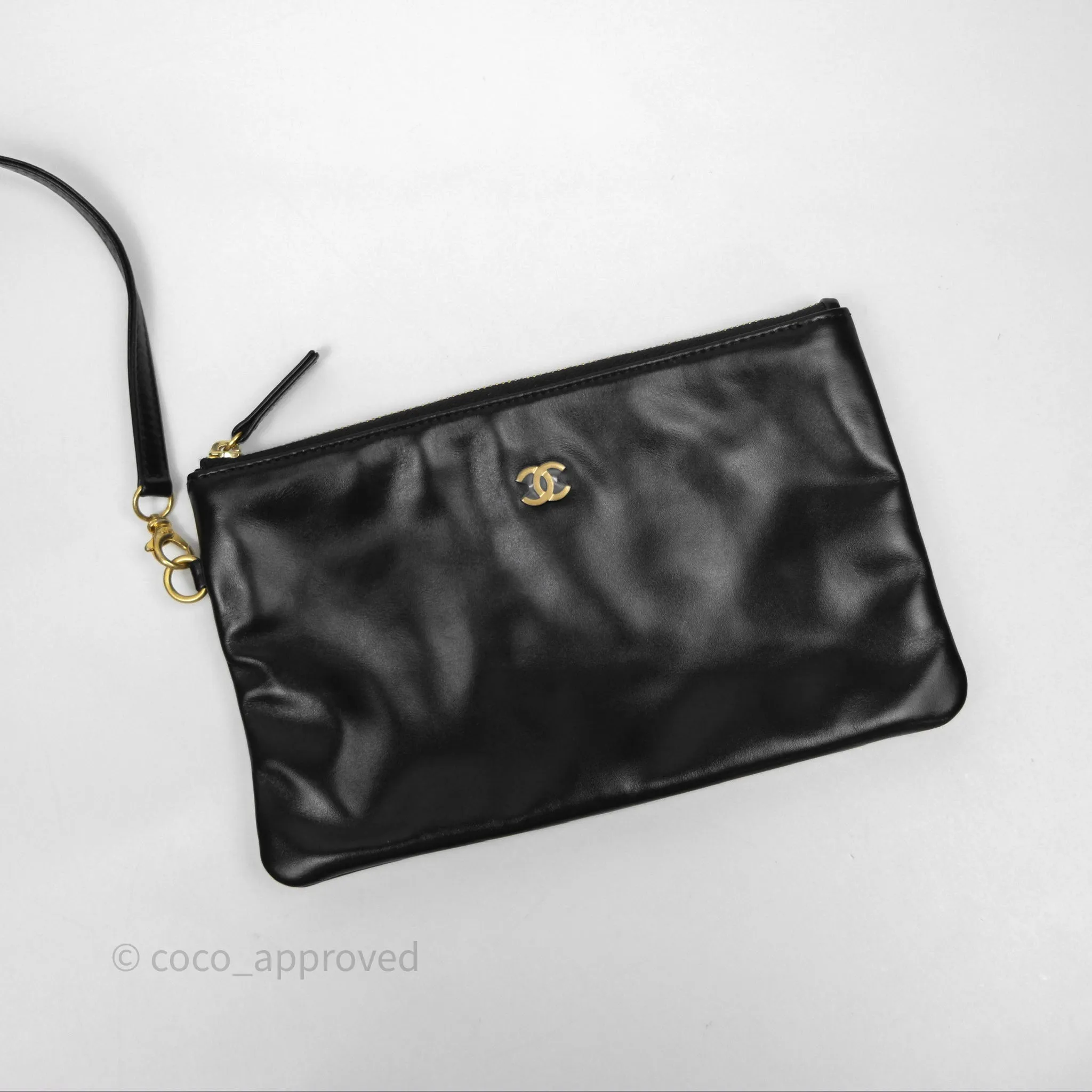 Chanel 22 Small Black Shiny Calfskin Aged Gold Hardware