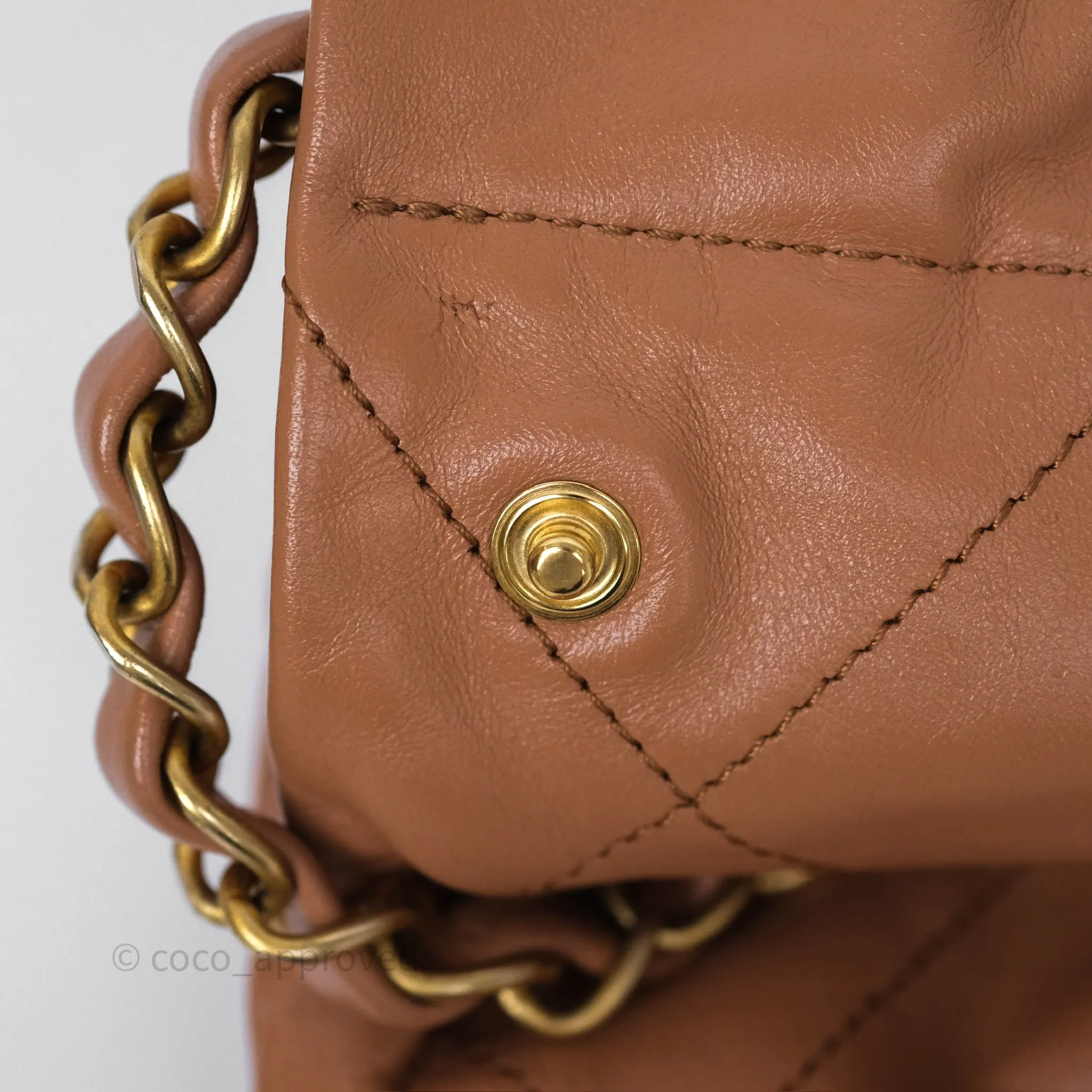 Chanel 22 Small Caramel Beige Shiny Calfskin Aged Gold Hardware