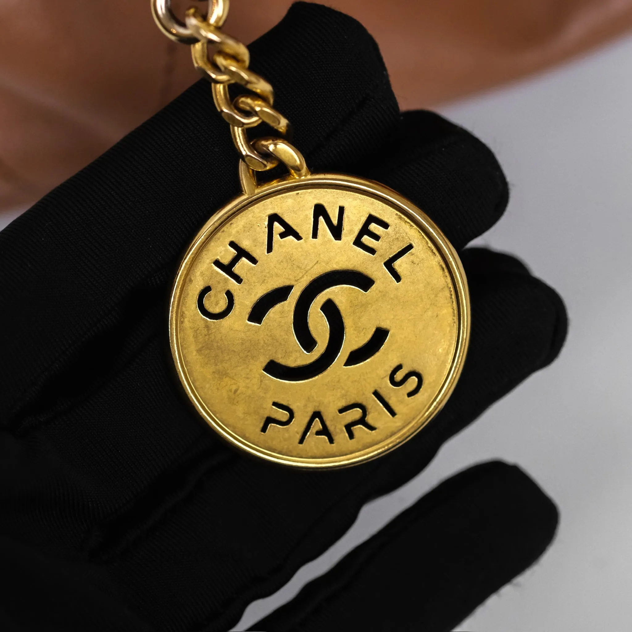 Chanel 22 Small Caramel Beige Shiny Calfskin Aged Gold Hardware
